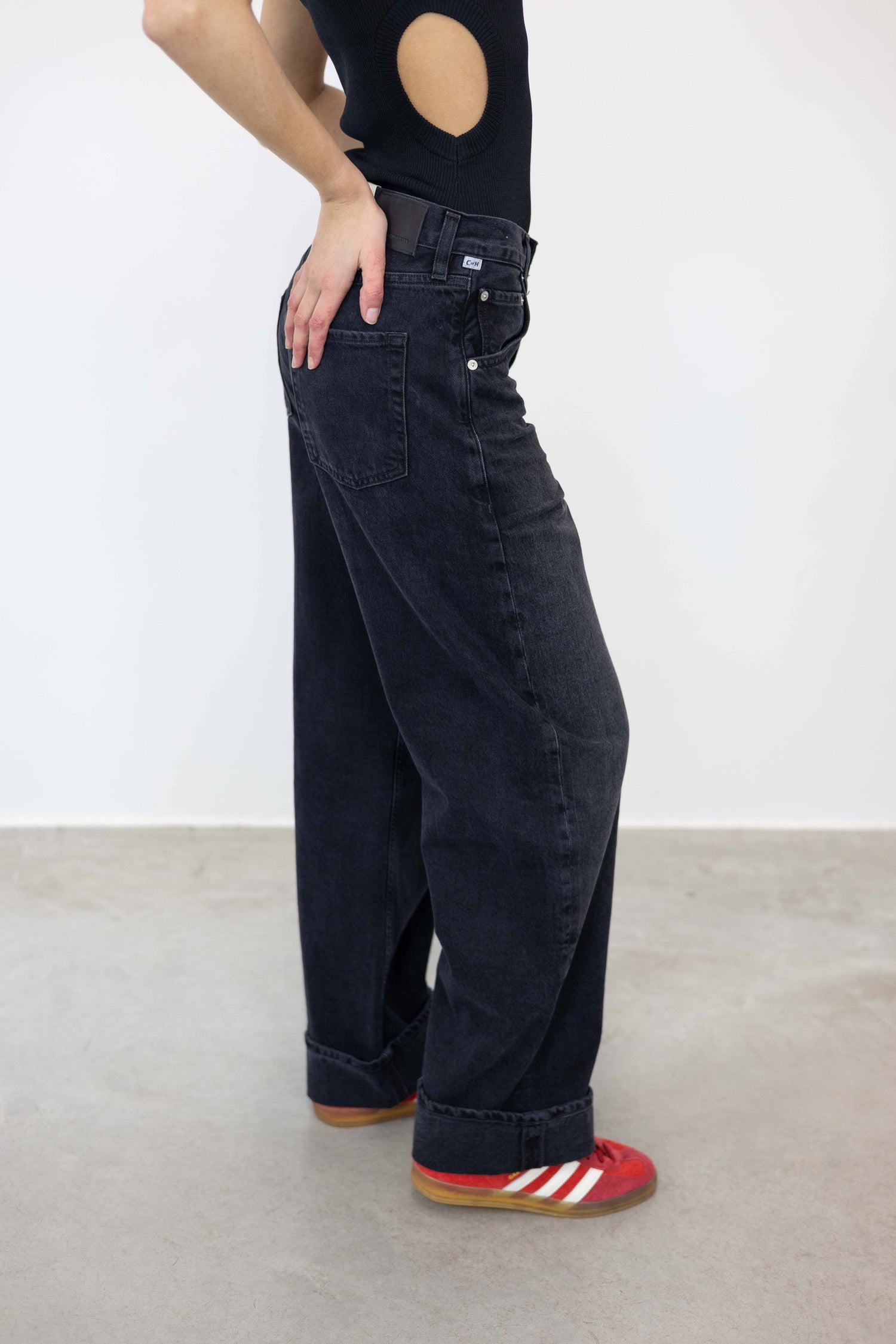 AYLA BAGGY CUFFED JEANS IN VOILA JEANS CITIZENS OF HUMANITY 