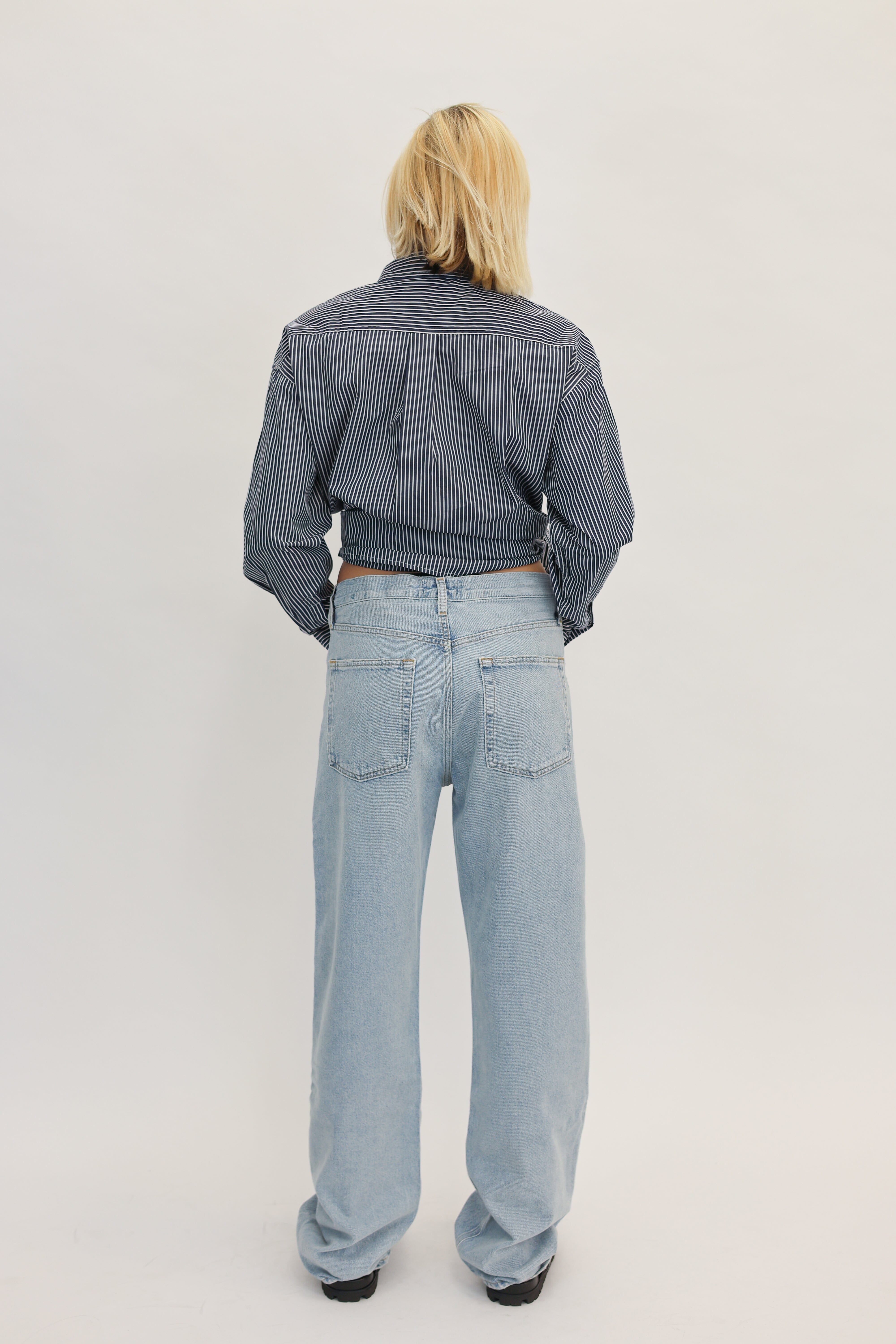 KELLY V-WAIST STRAIGHT JEANS IN REPLICA JEANS AGOLDE