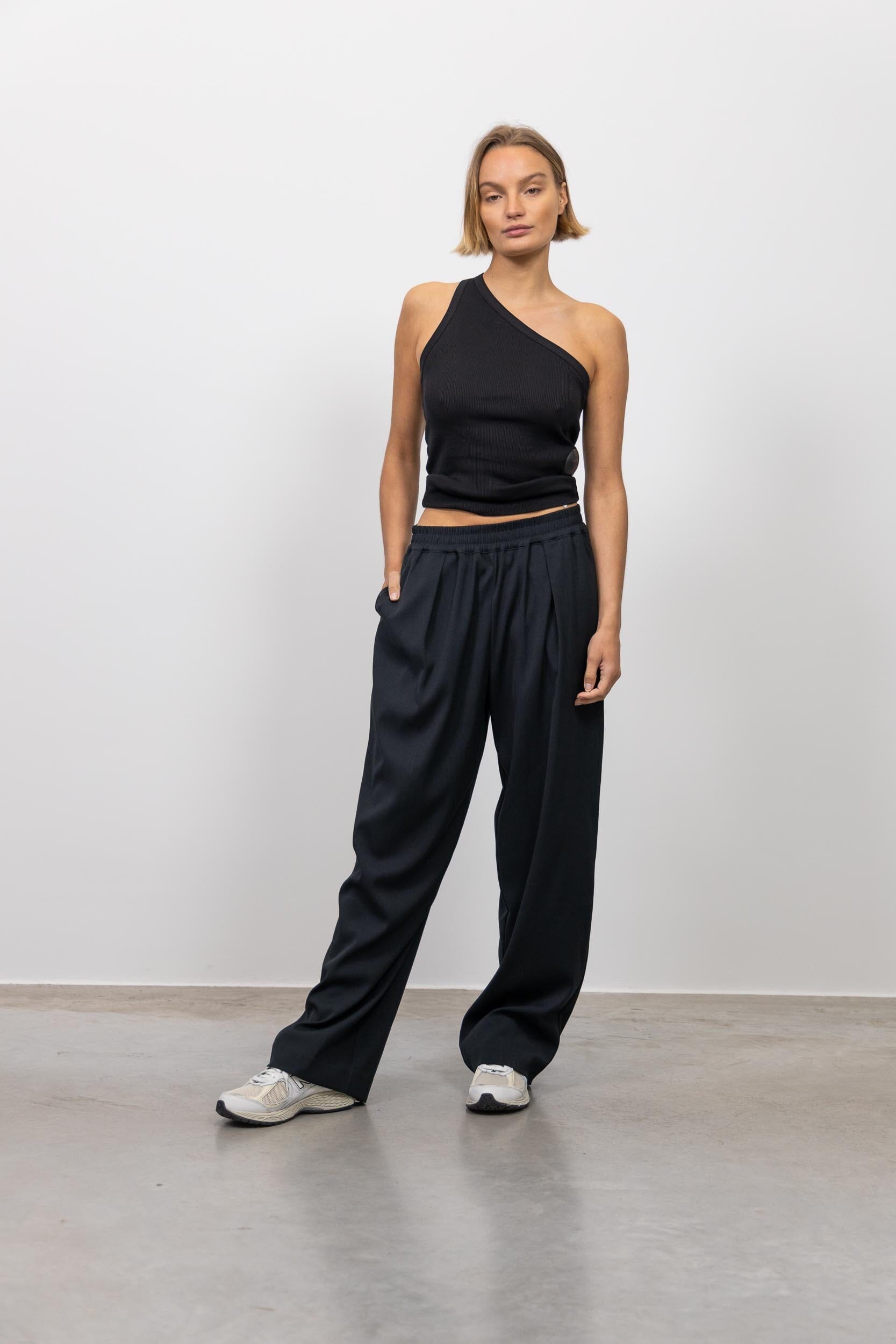 ASYMMETRICAL RIB TOP TOP ROHE