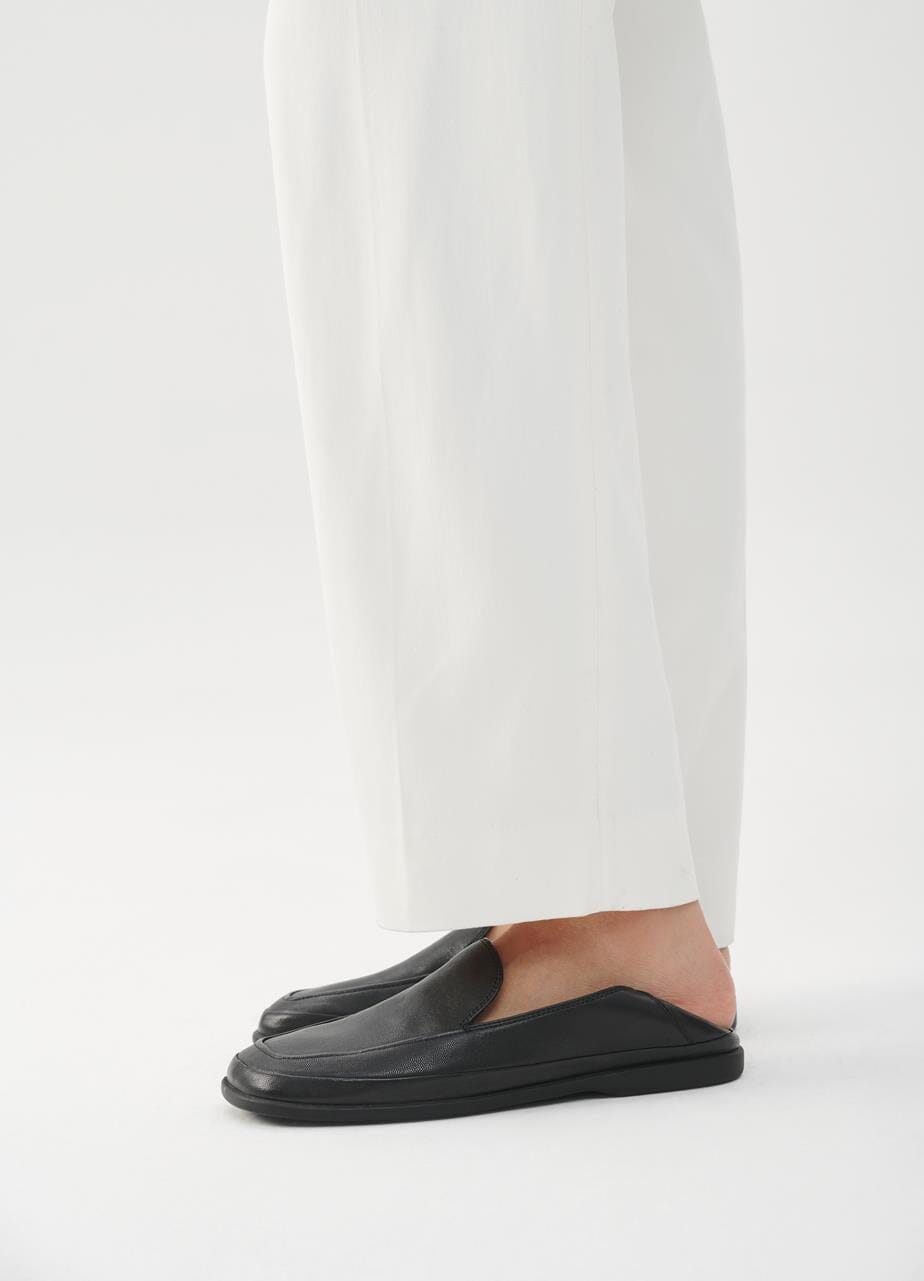 SAMMIE MOCASSINS IN BLACK SHOES VAGABOND