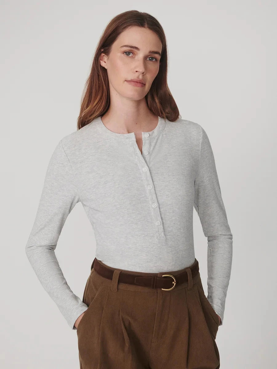 KESIA LONG SLEEVE HENLEY IN LIGHT GREY TOP VARLEY