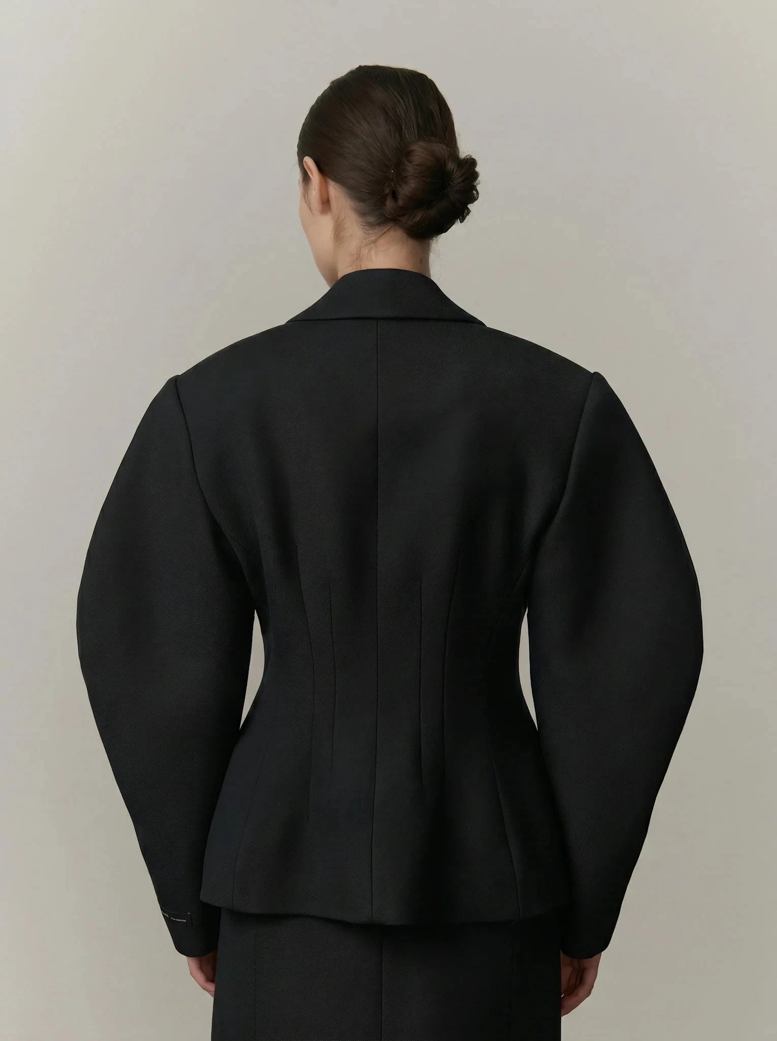 ALEX FITTED BLAZER IN BLACK BLAZER HERSKIND