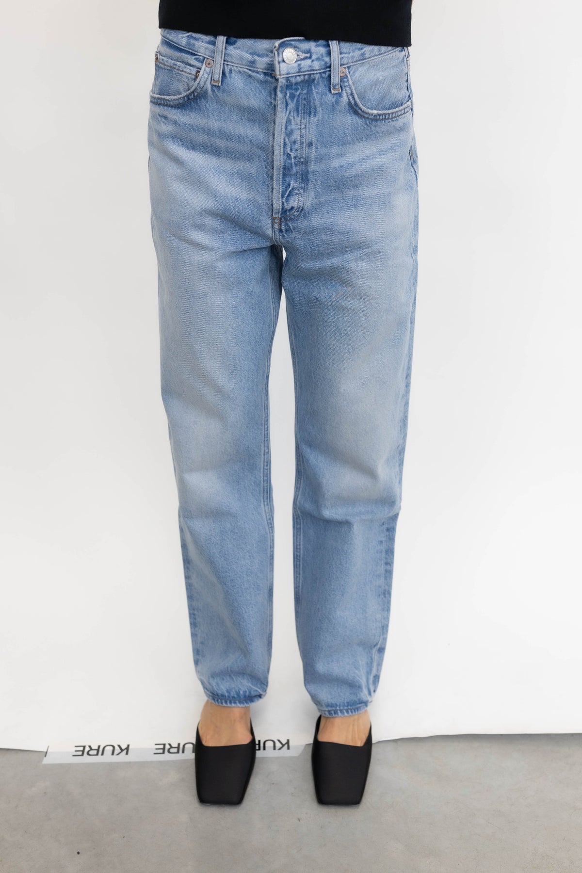 90’S JEAN WEIGHTLESS IN STREAM JEANS AGOLDE