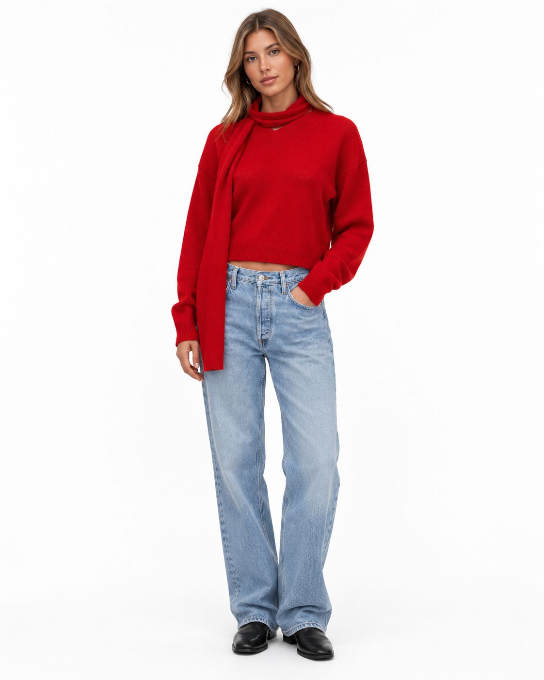 ALVIN V-NECK JUMPER IN RED KNIT OVAL SQUARE