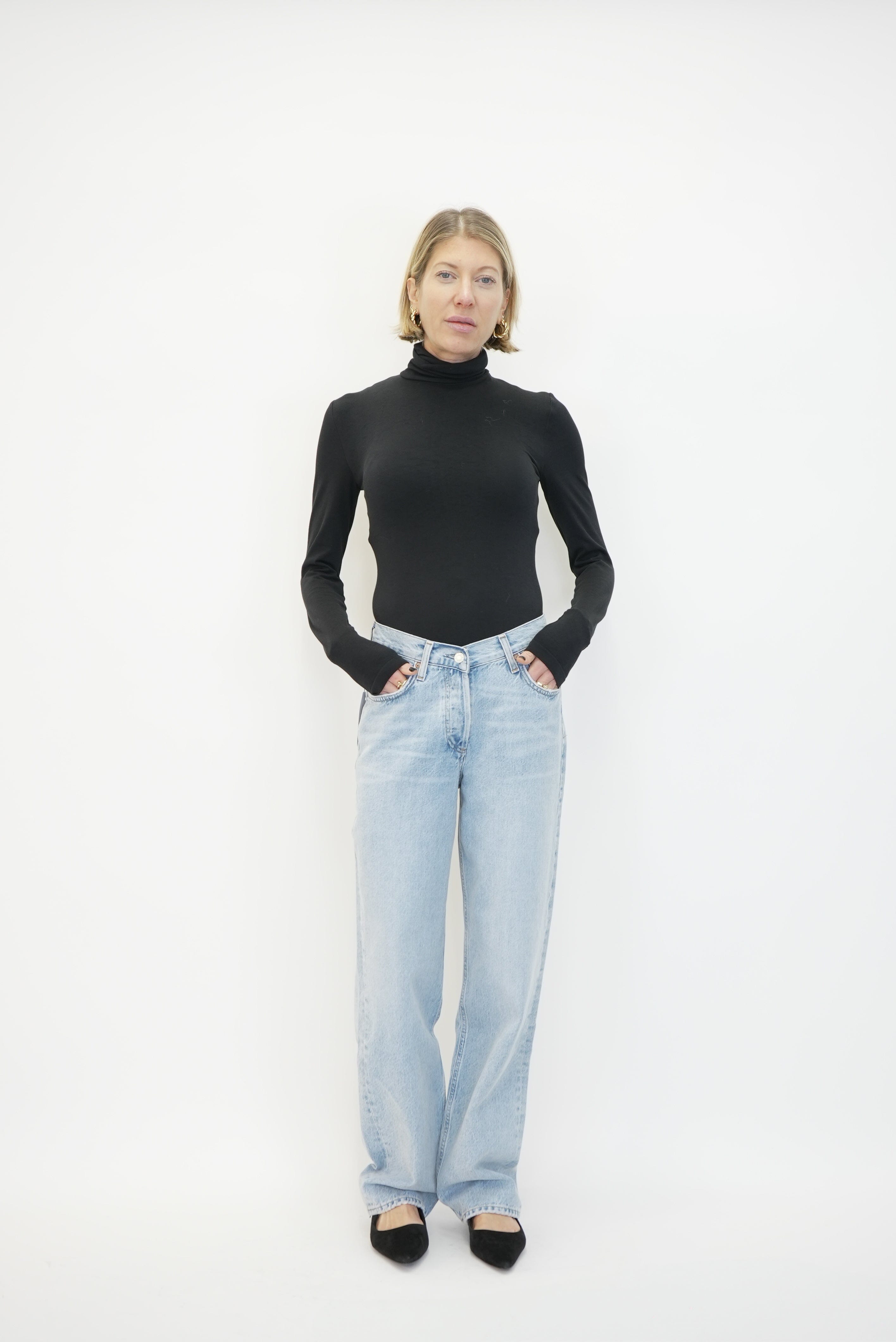 V WAIST BAGGY JEANS IN PREVAIL JEANS AGOLDE