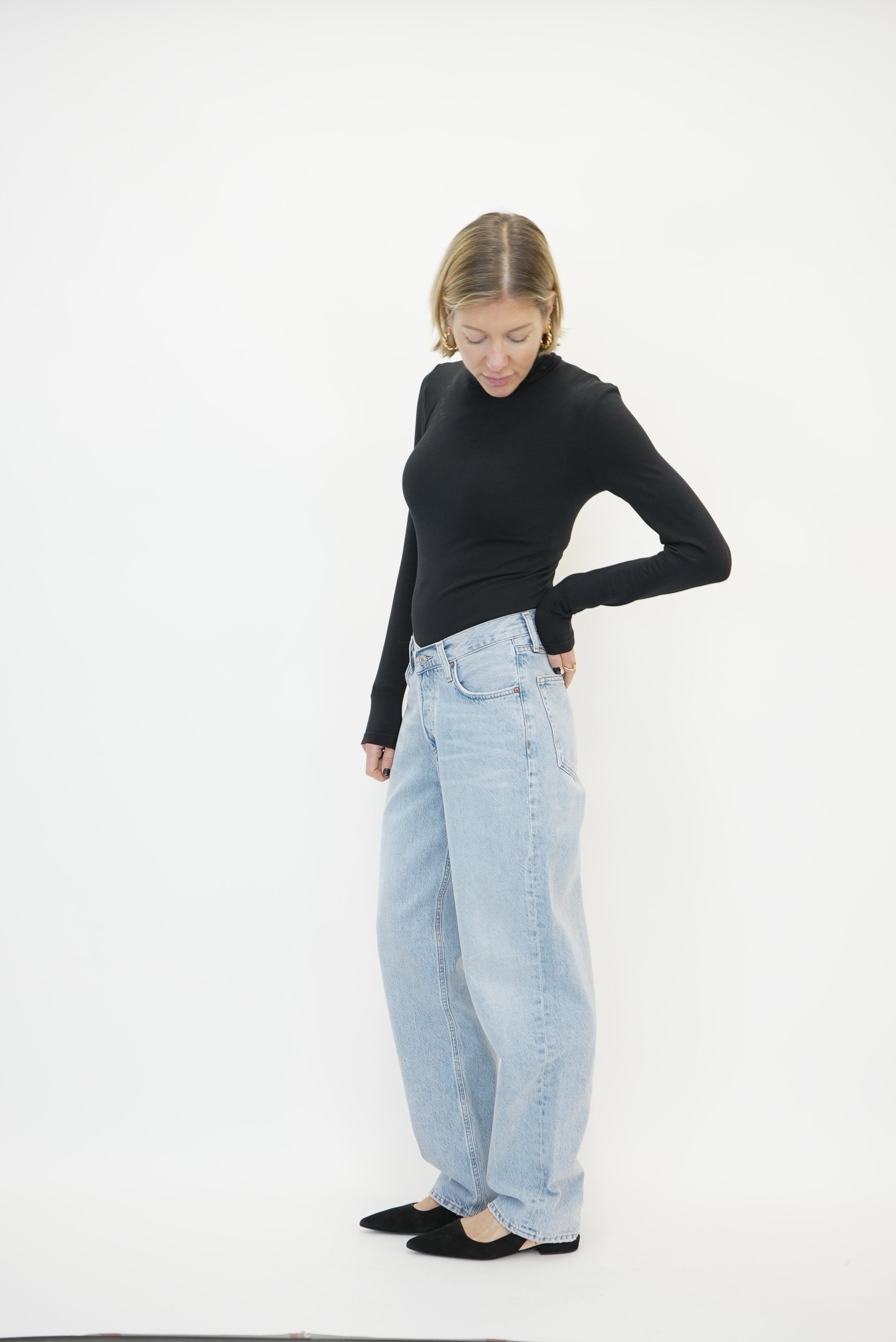 V WAIST BAGGY JEANS IN PREVAIL JEANS AGOLDE