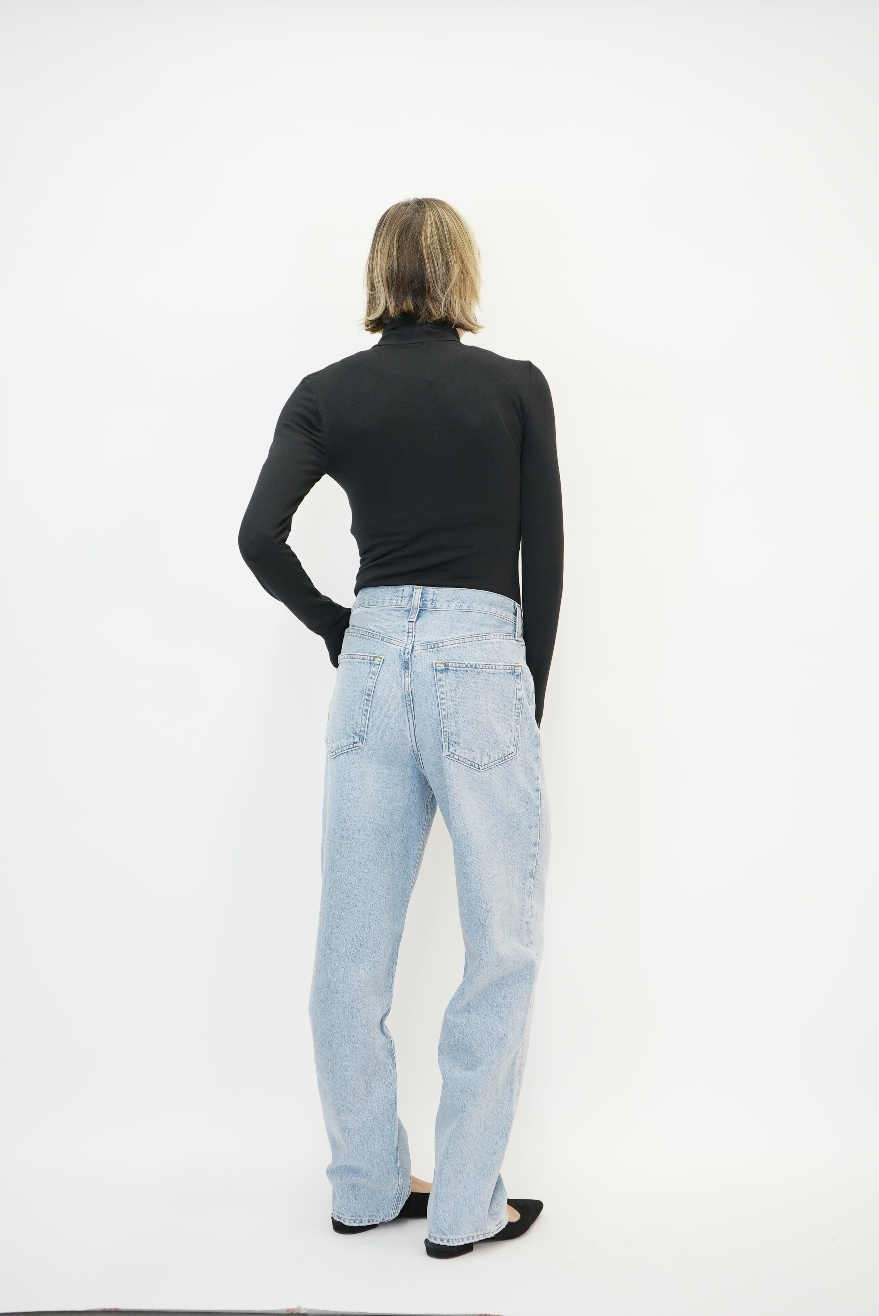 V WAIST BAGGY JEANS IN PREVAIL JEANS AGOLDE