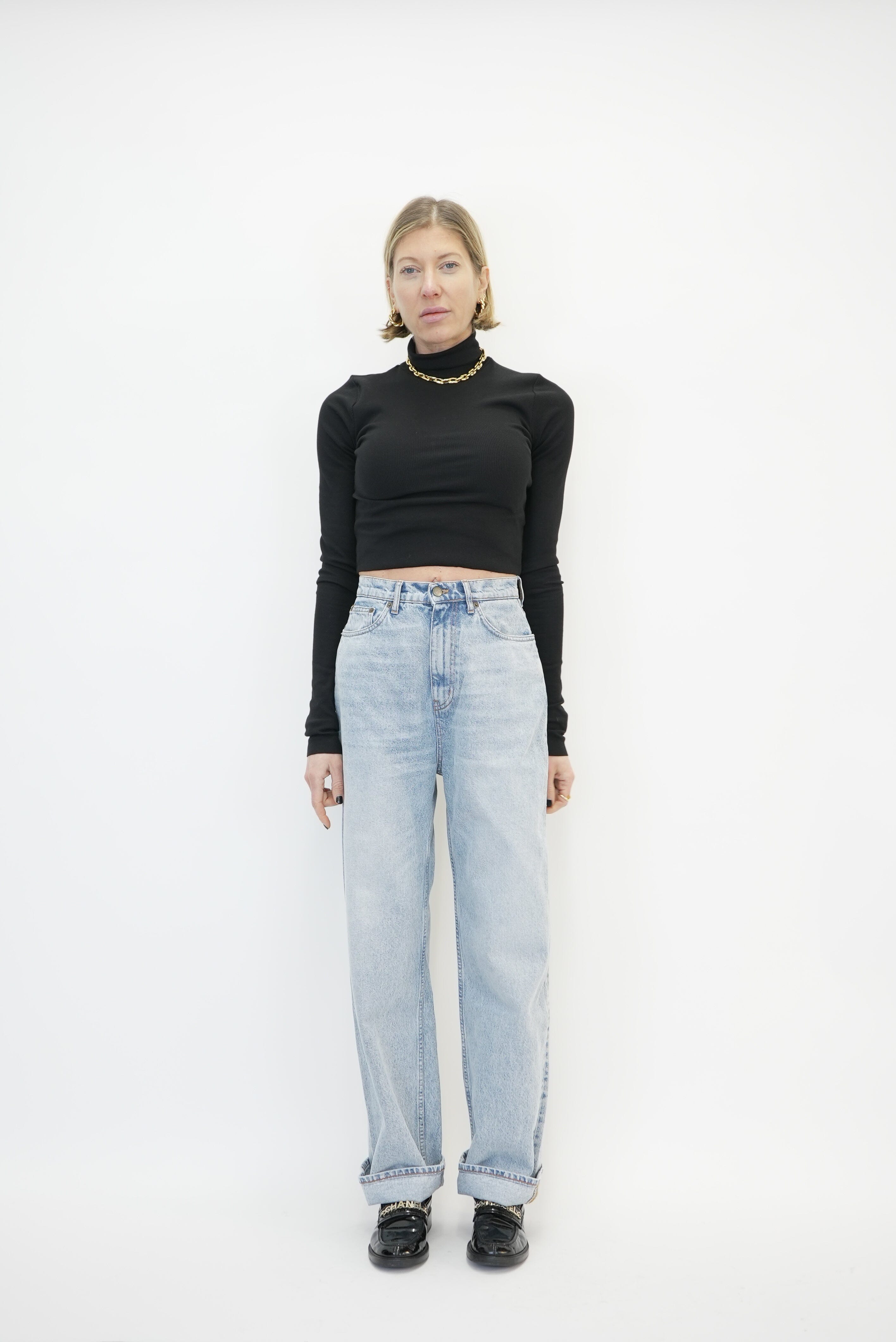 CROPPED TURTLENECK IN BLACK TOP ETERNE