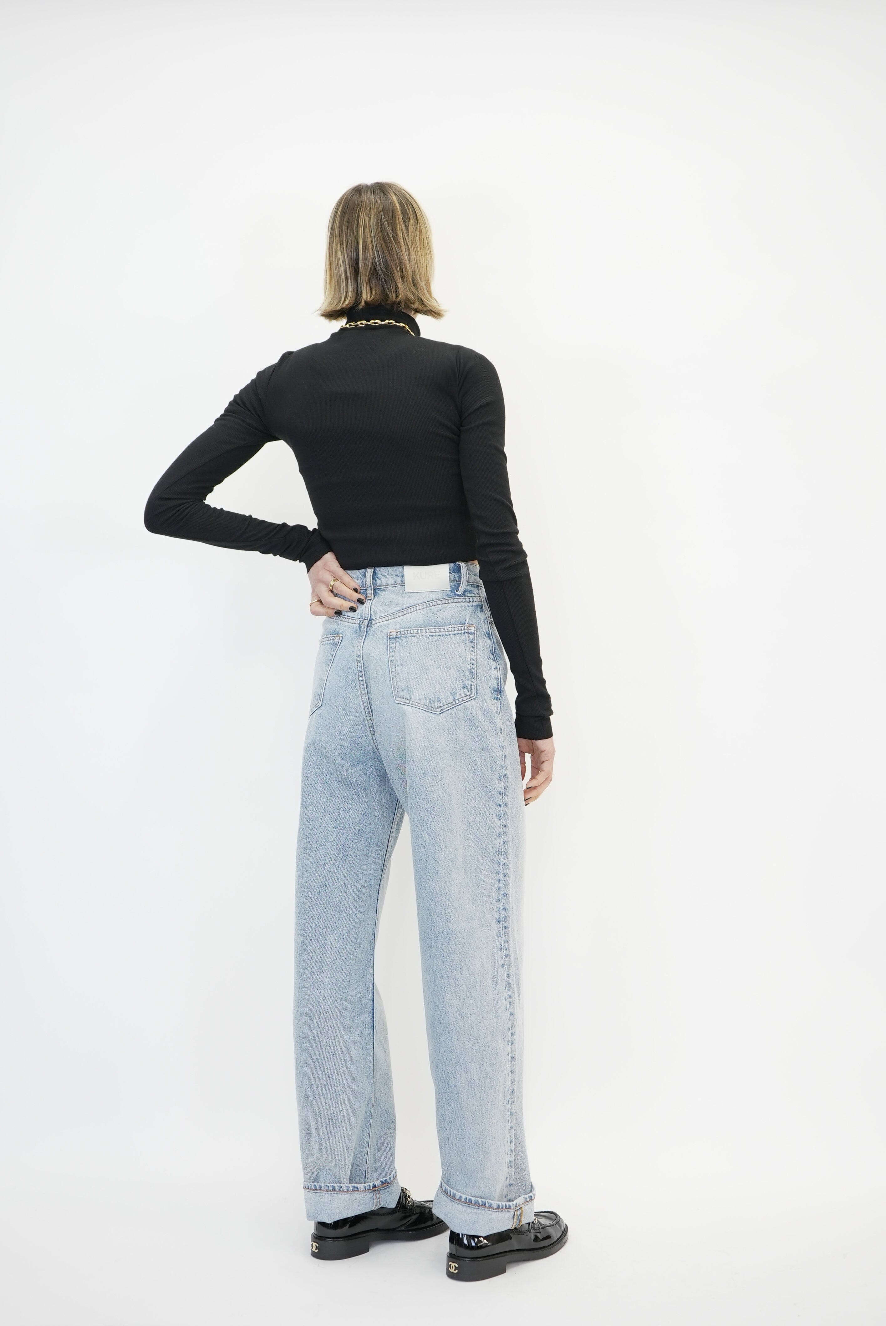 CROPPED TURTLENECK IN BLACK TOP ETERNE