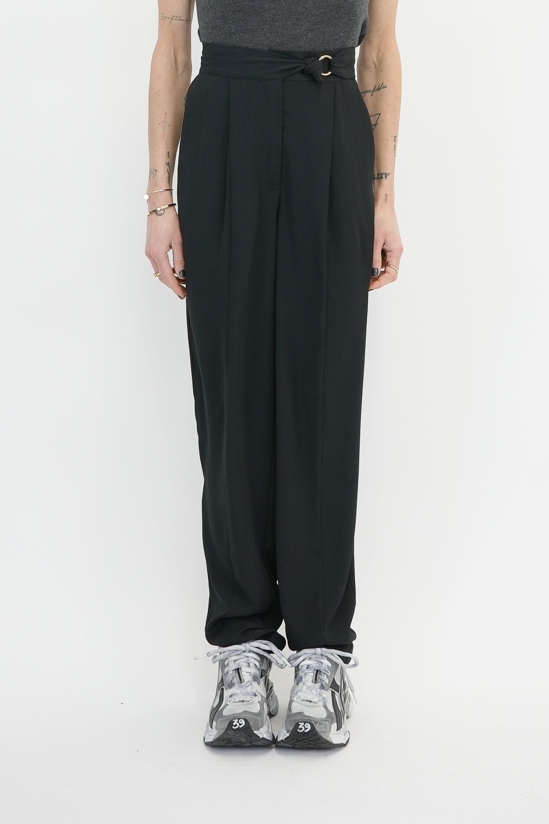 PADAM THE TAPERED TROUSERS Pants KURE