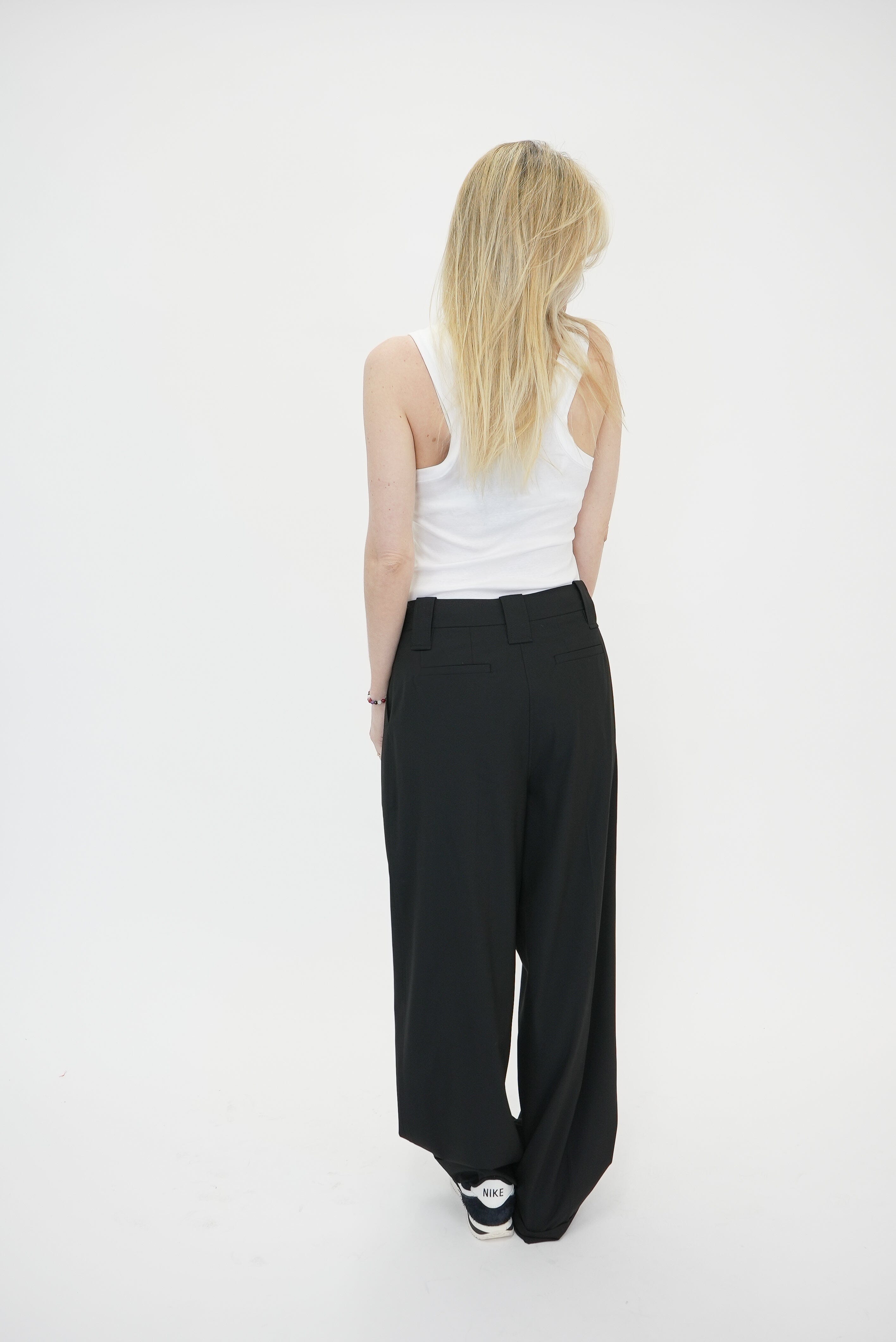 SANDRA TOP IN WHITE TOP HERSKIND