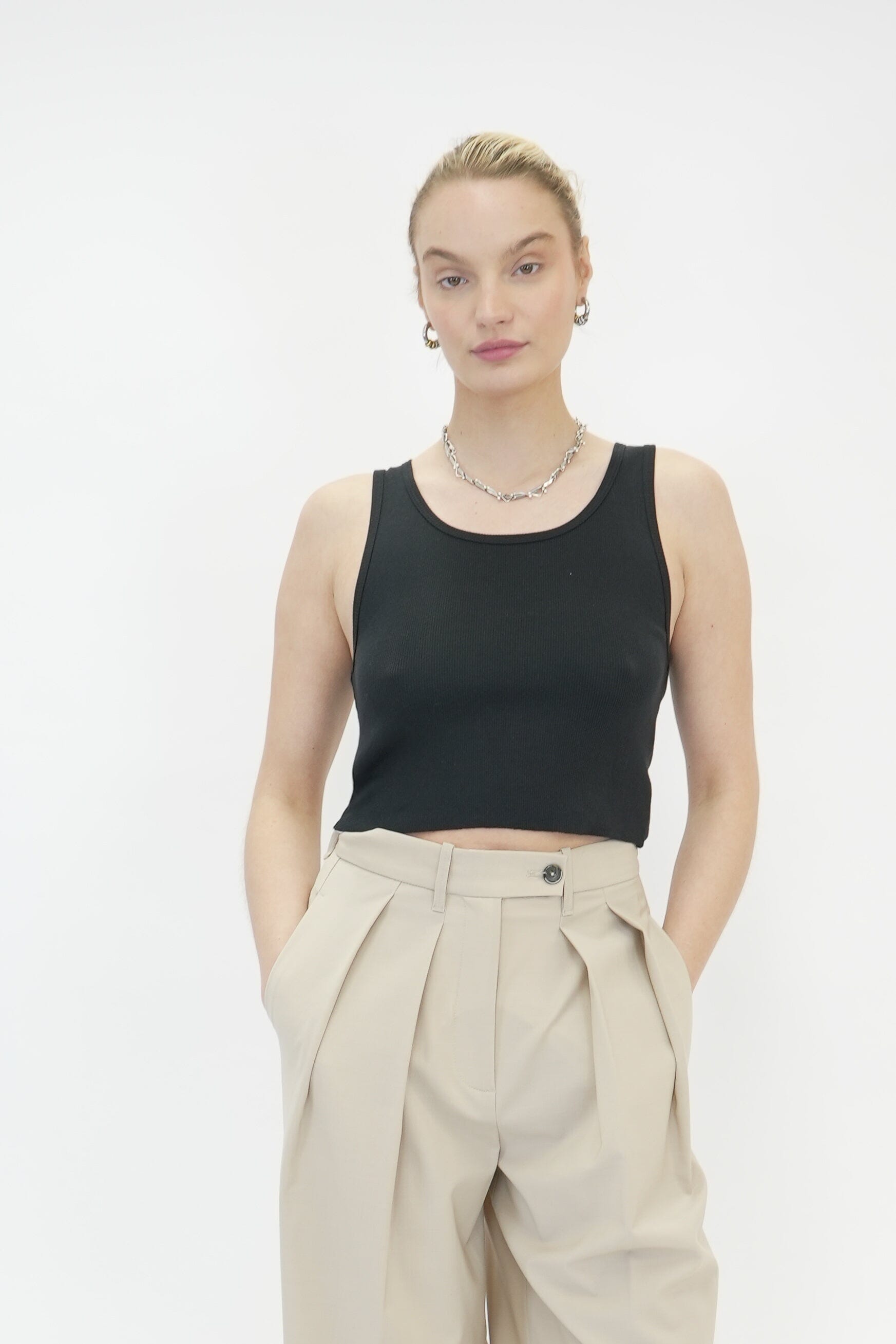 ETERNE CROPPED SCOOP NECK TANK TOP TANK ETERNE