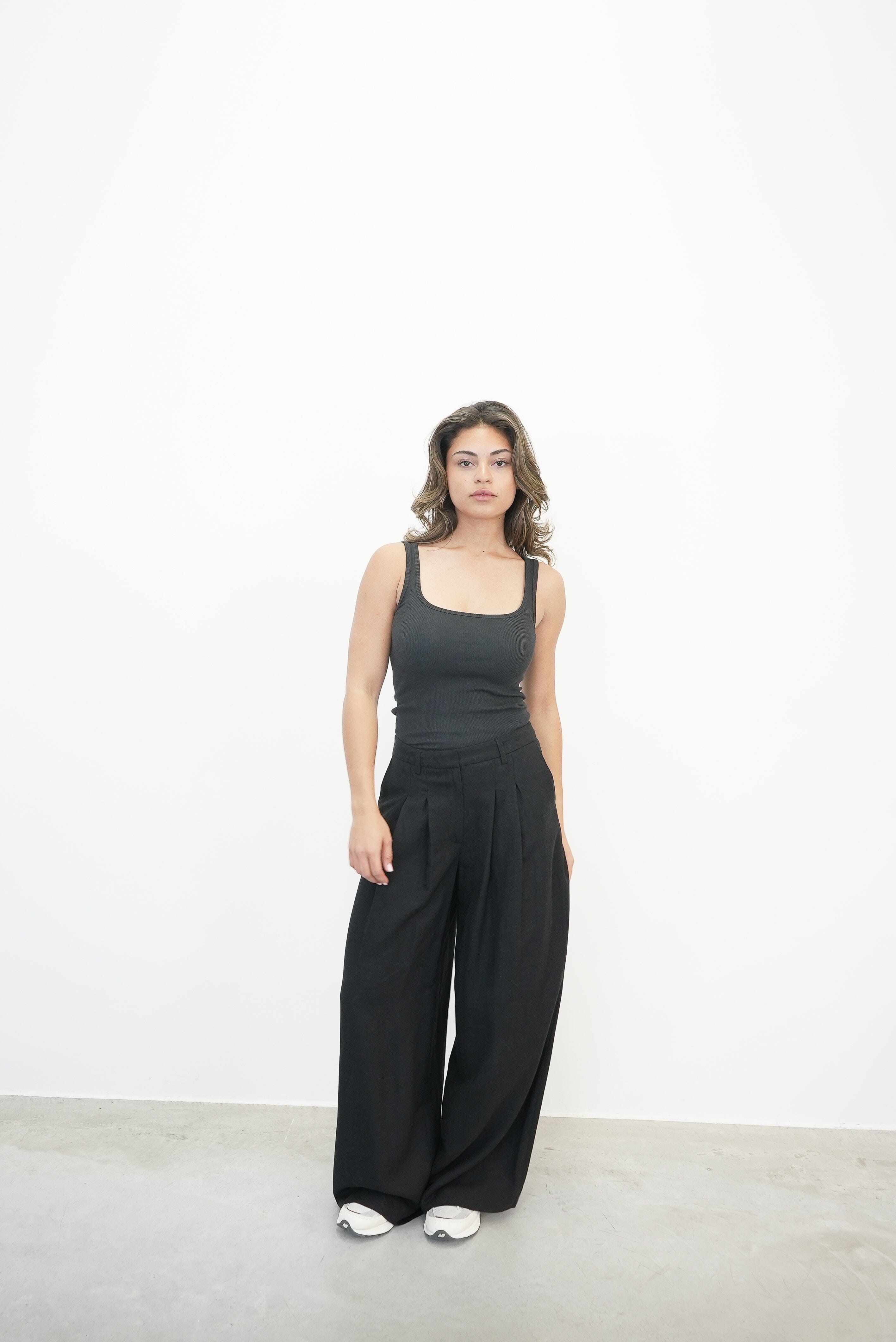 THE ESSENTIAL RIB SCOOP NECK TANK TANK RAG & BONE