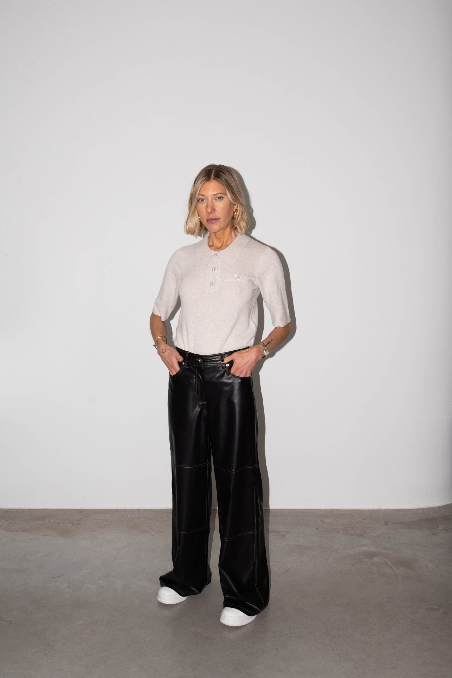 BAILEE RELAXED FIT FAUX LEATHER PANTS PANTS STAND STUDIO 