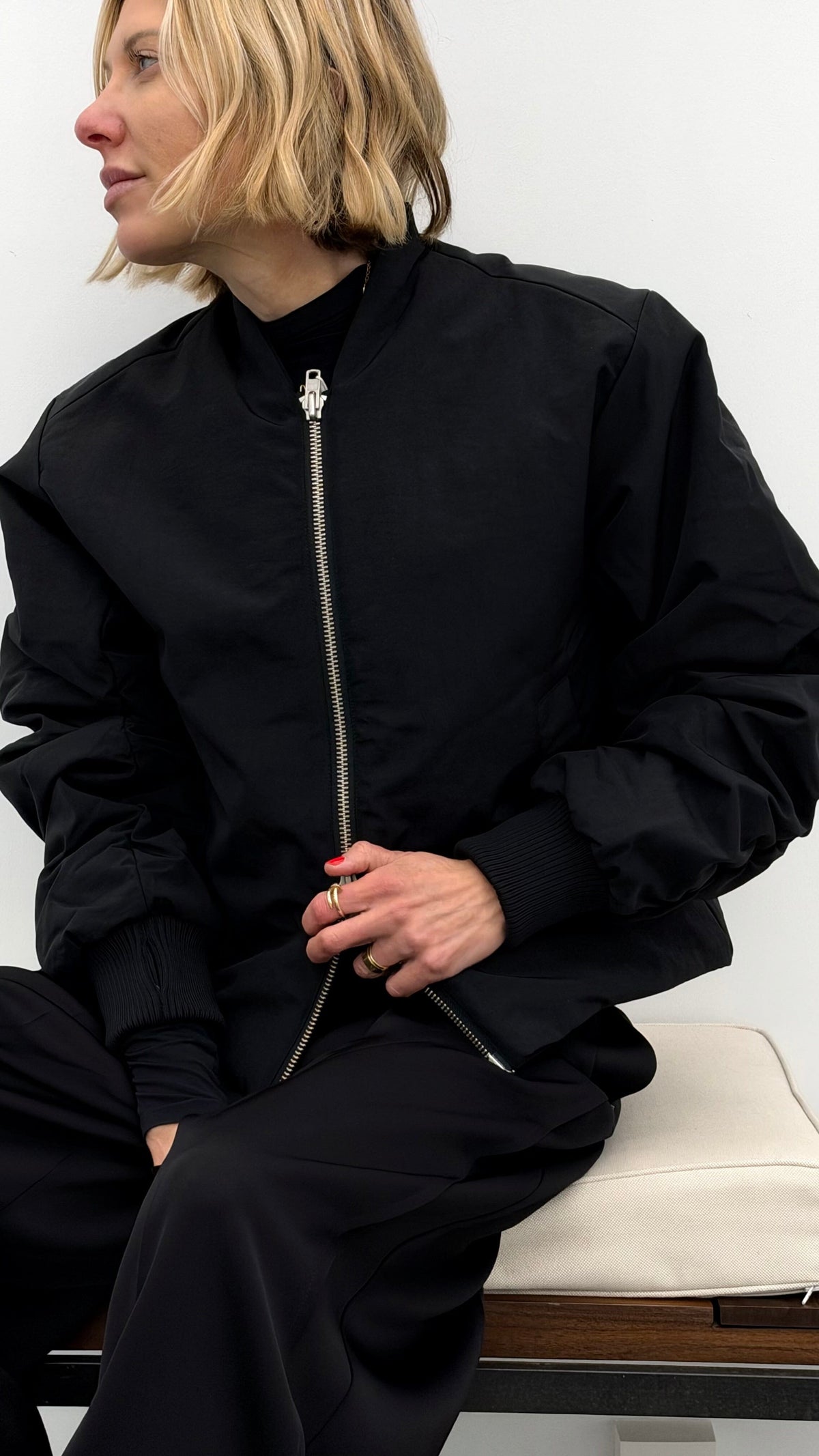 OPAL BOMBER JACKET IN BLACK JACKET WON HUNDRED