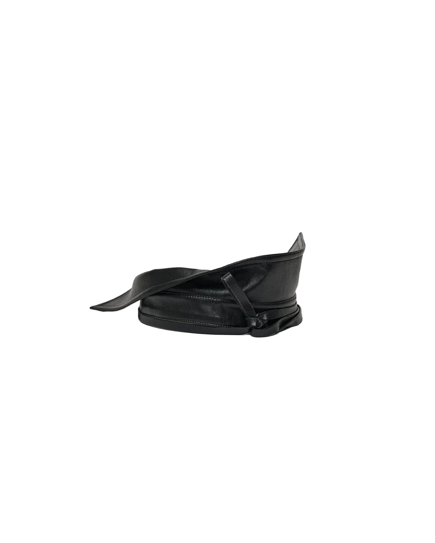 EVORA LEATHER BELT IN BLACK BELT NANUSHKA