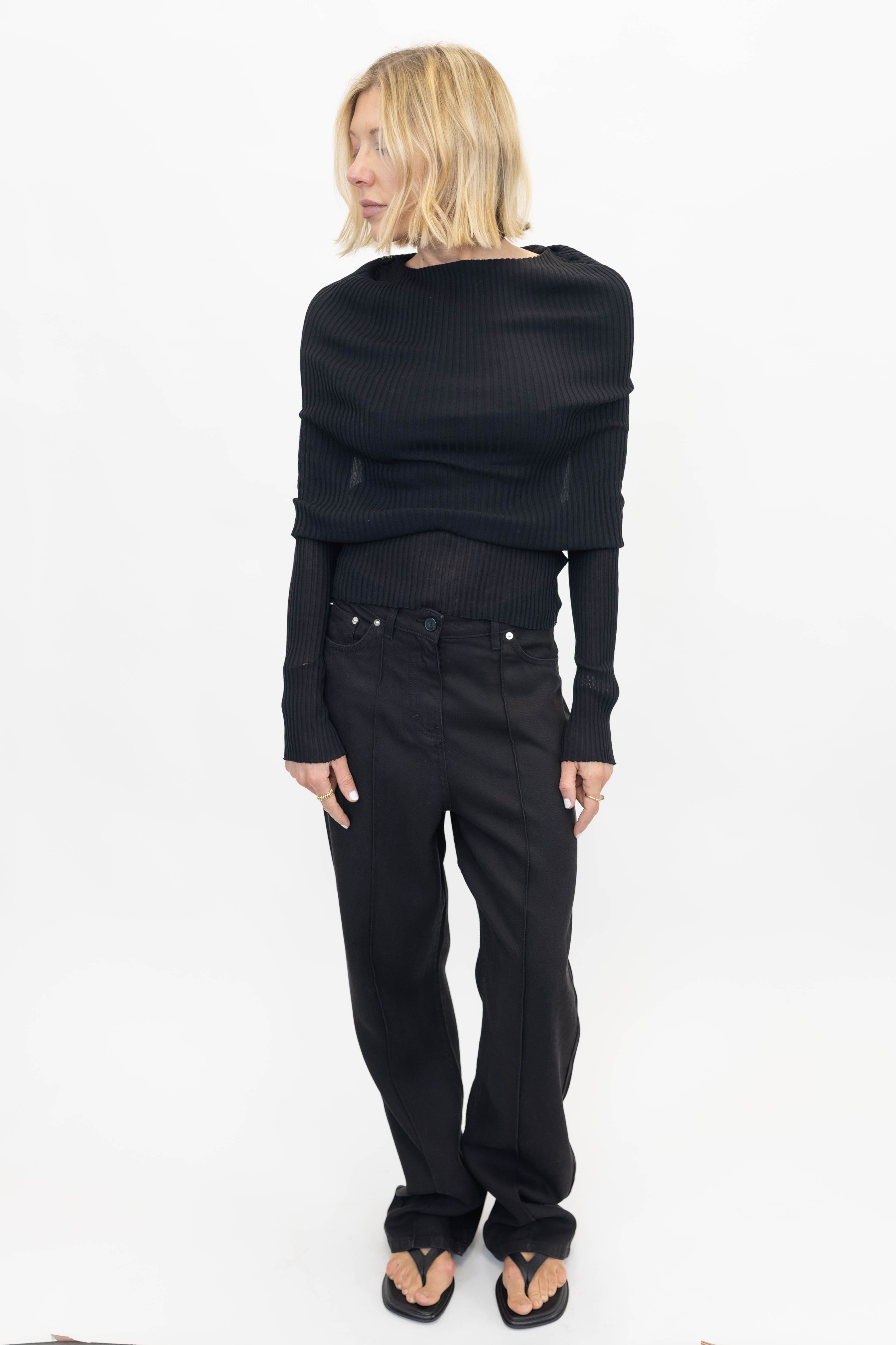 KEDARI SWEATER IN BLACK SWEATER CHRISTIAN WIJNANTS