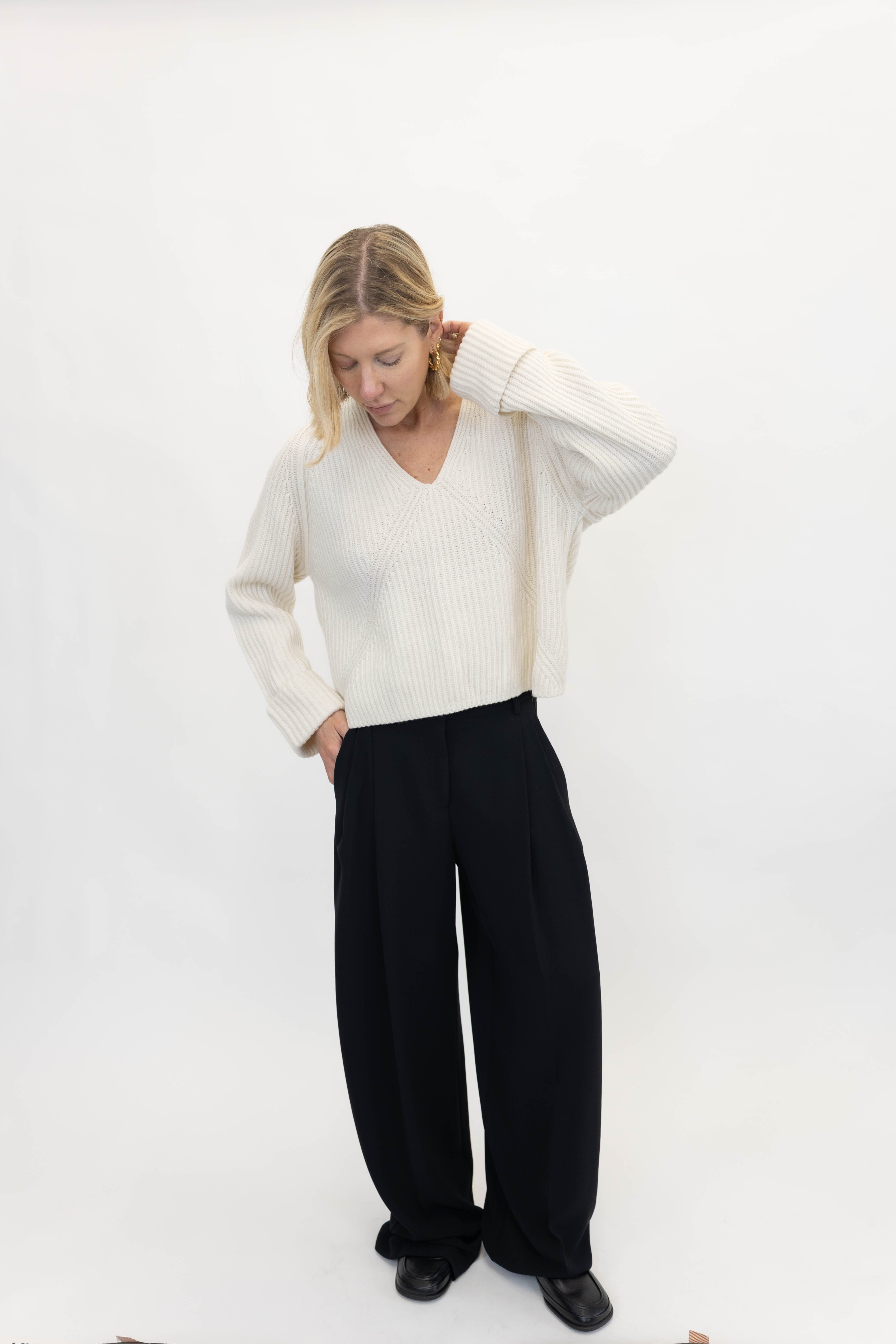 KAWSAR RIBBED BIB IN CREAM KNIT CHRISTIAN WIJNANTS