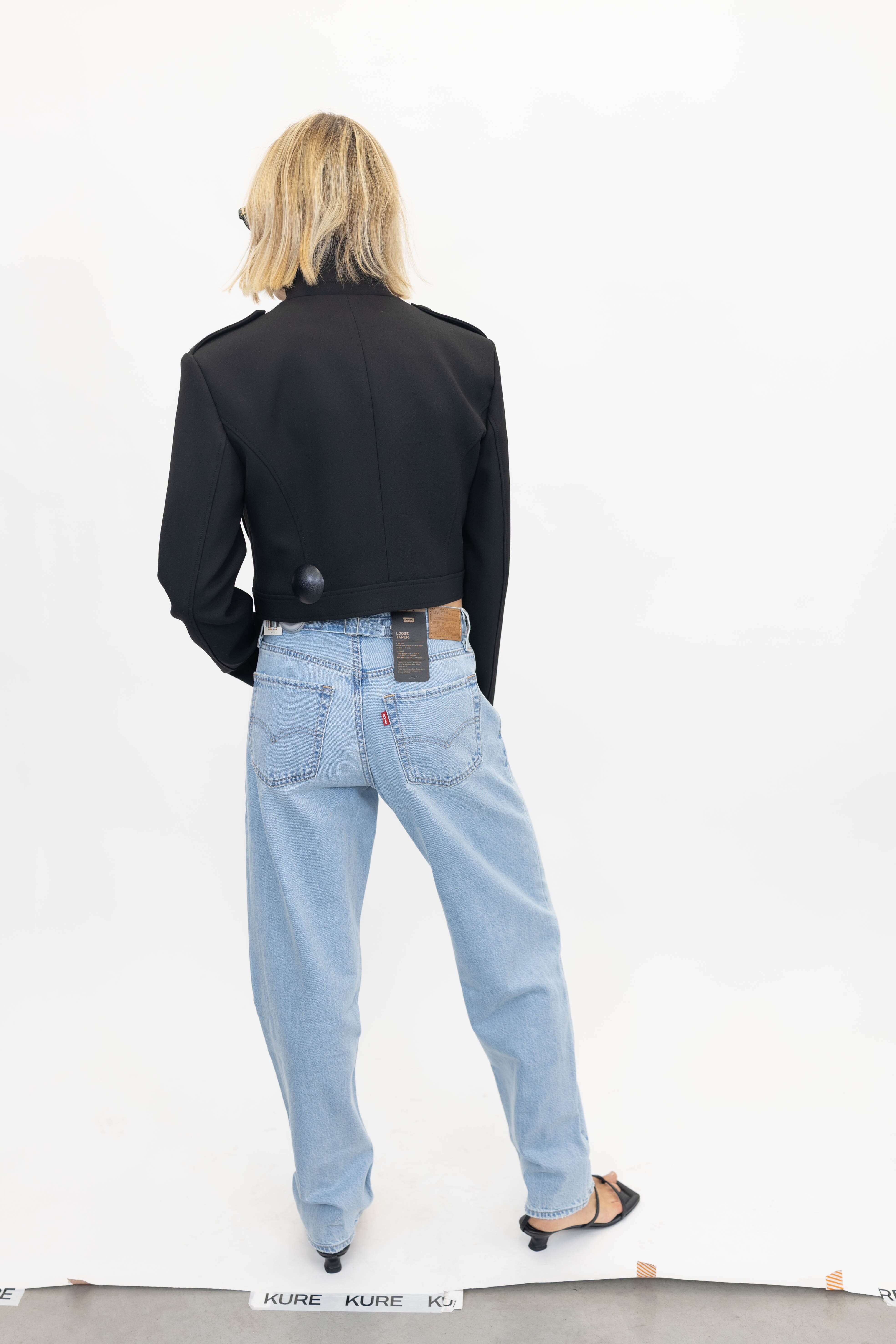 LOOSE TAPER JEANS IN MESSAGE SENT JEANS LEVIS