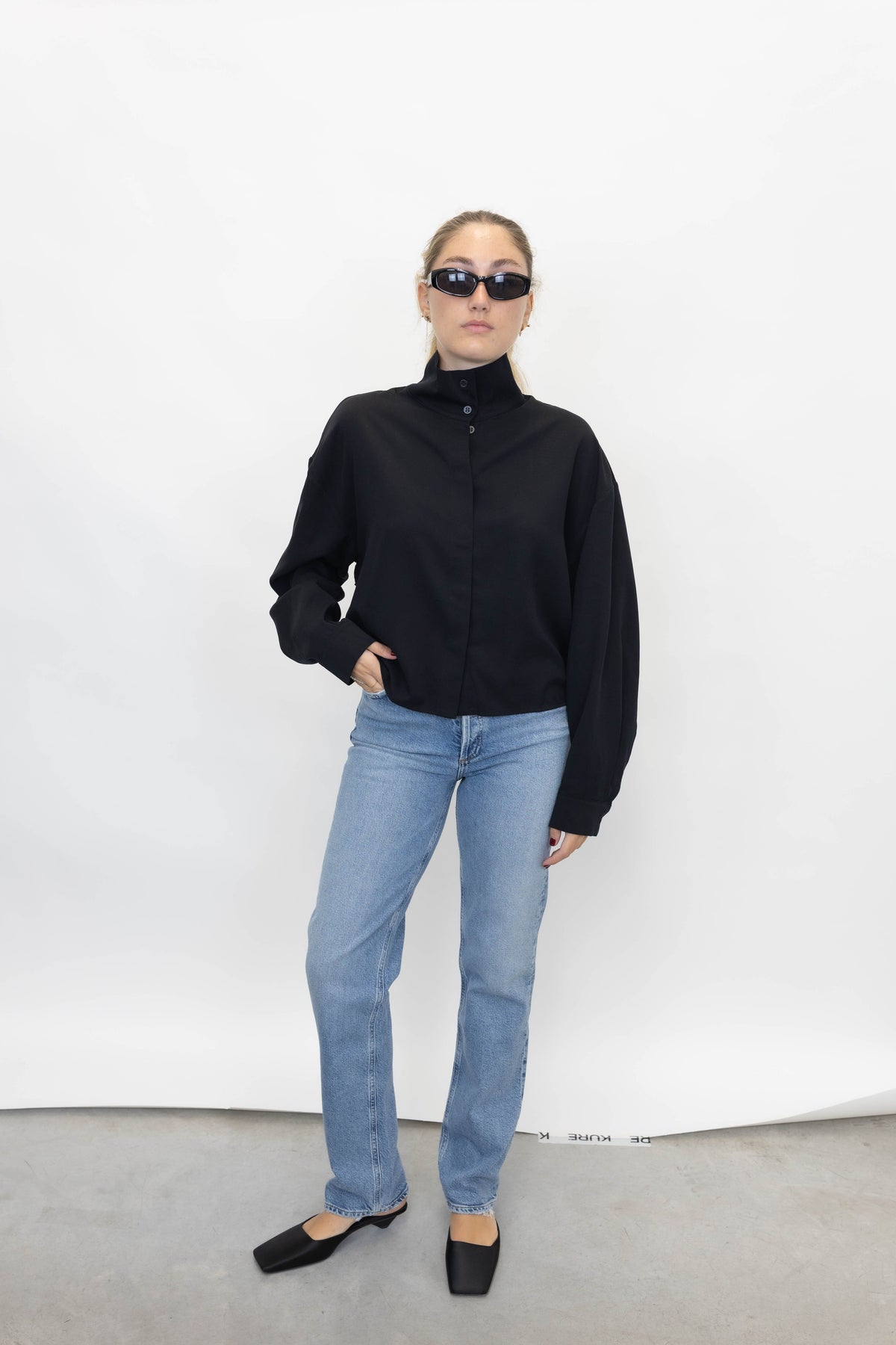 CALIDORASPE SHIRT IN BLACK SHIRT IRO