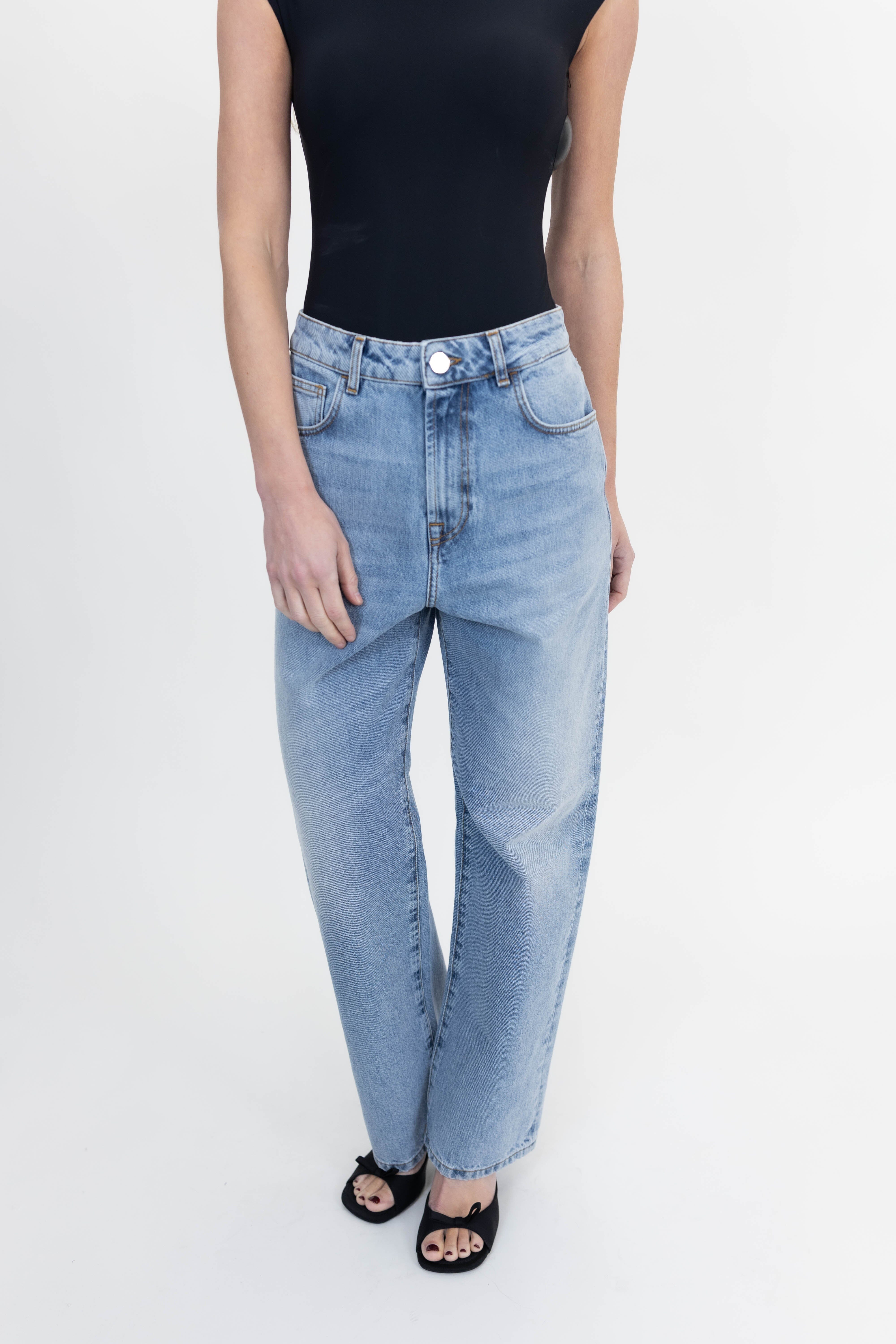 BAGGY FIT DENIM IN CLASSIC BLUE JEANS ROHE