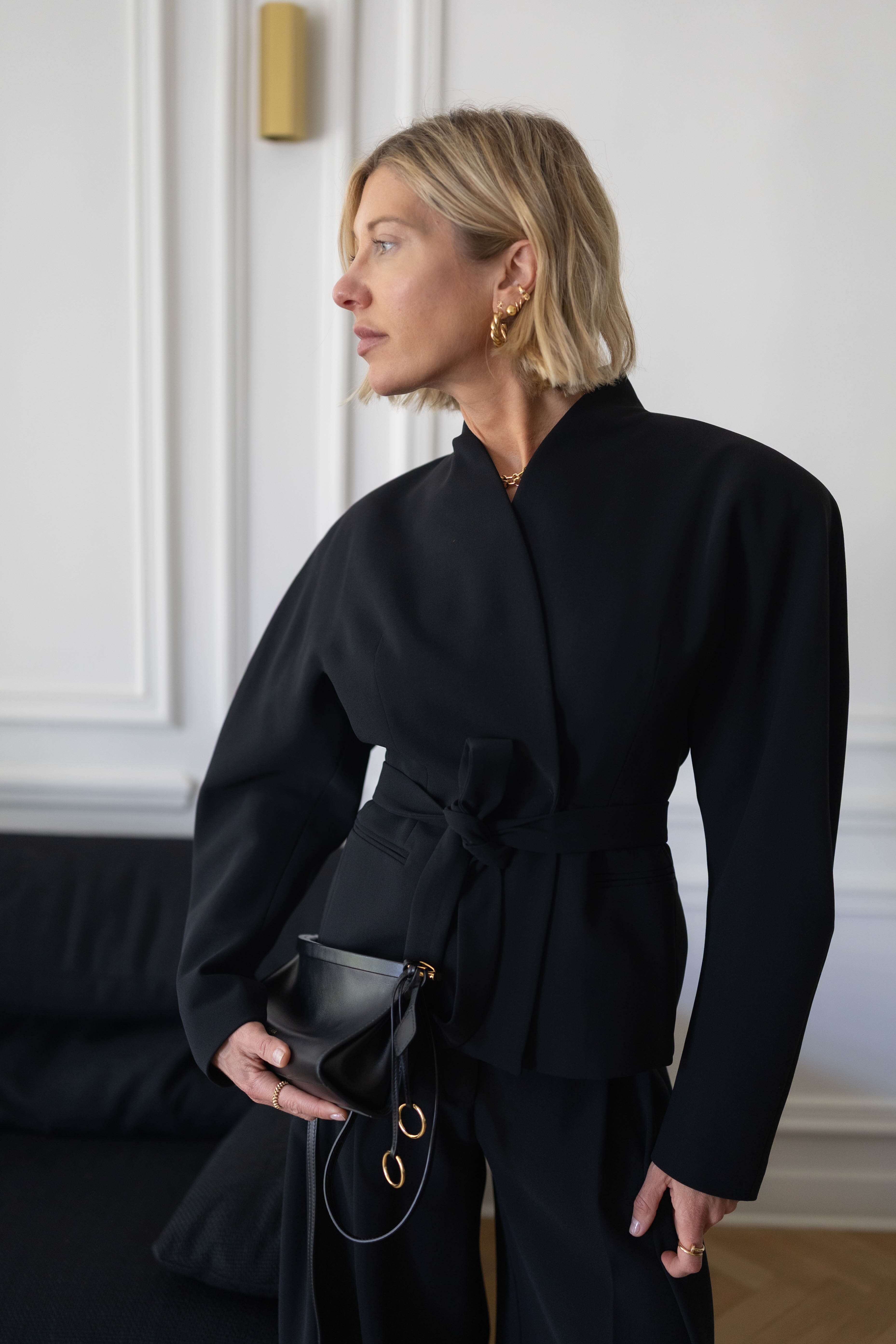 MARGAUX ROUNDED SHOULDER JACKET IN BLACK JACKET THE ANDAMANE