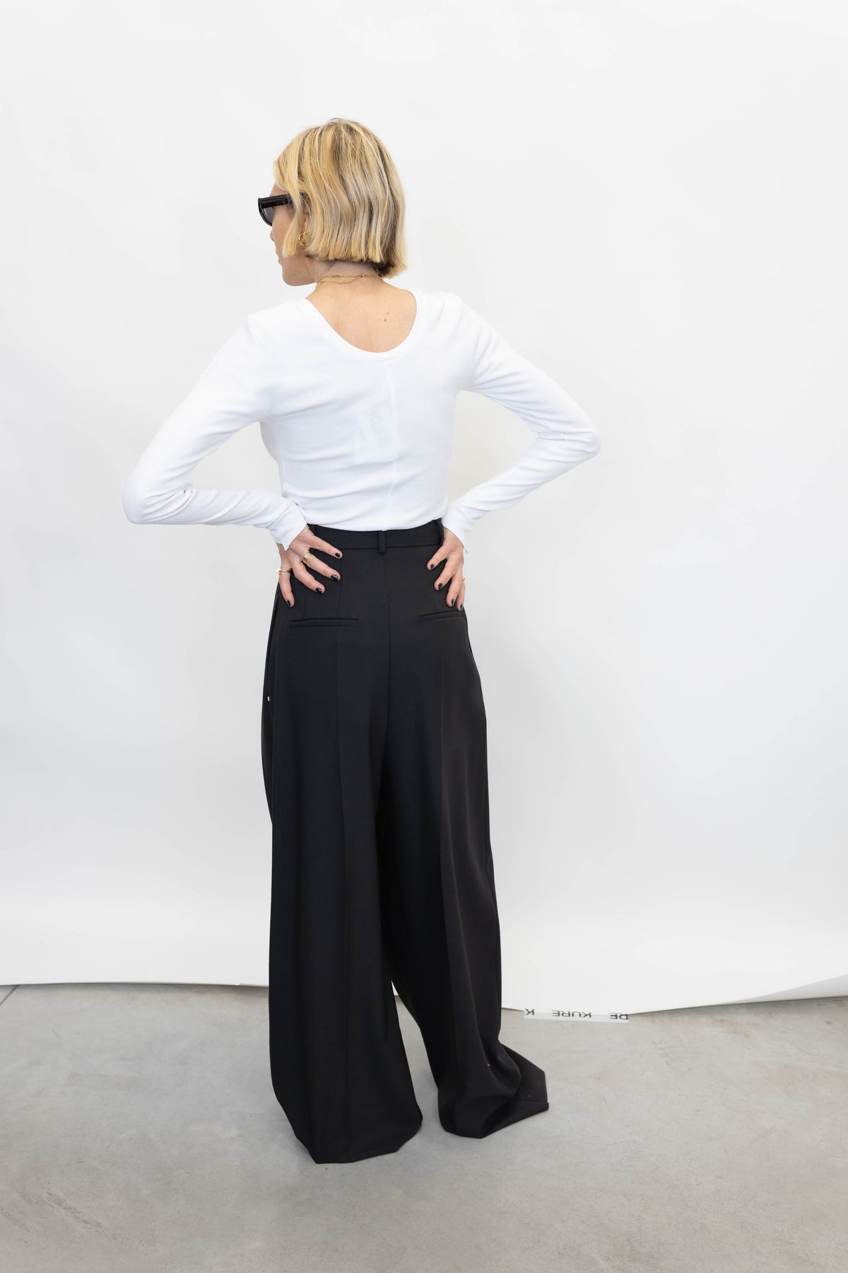 STUDIO CUT PLEATED PANTS IN BLACK PANTS STUDIO CUT