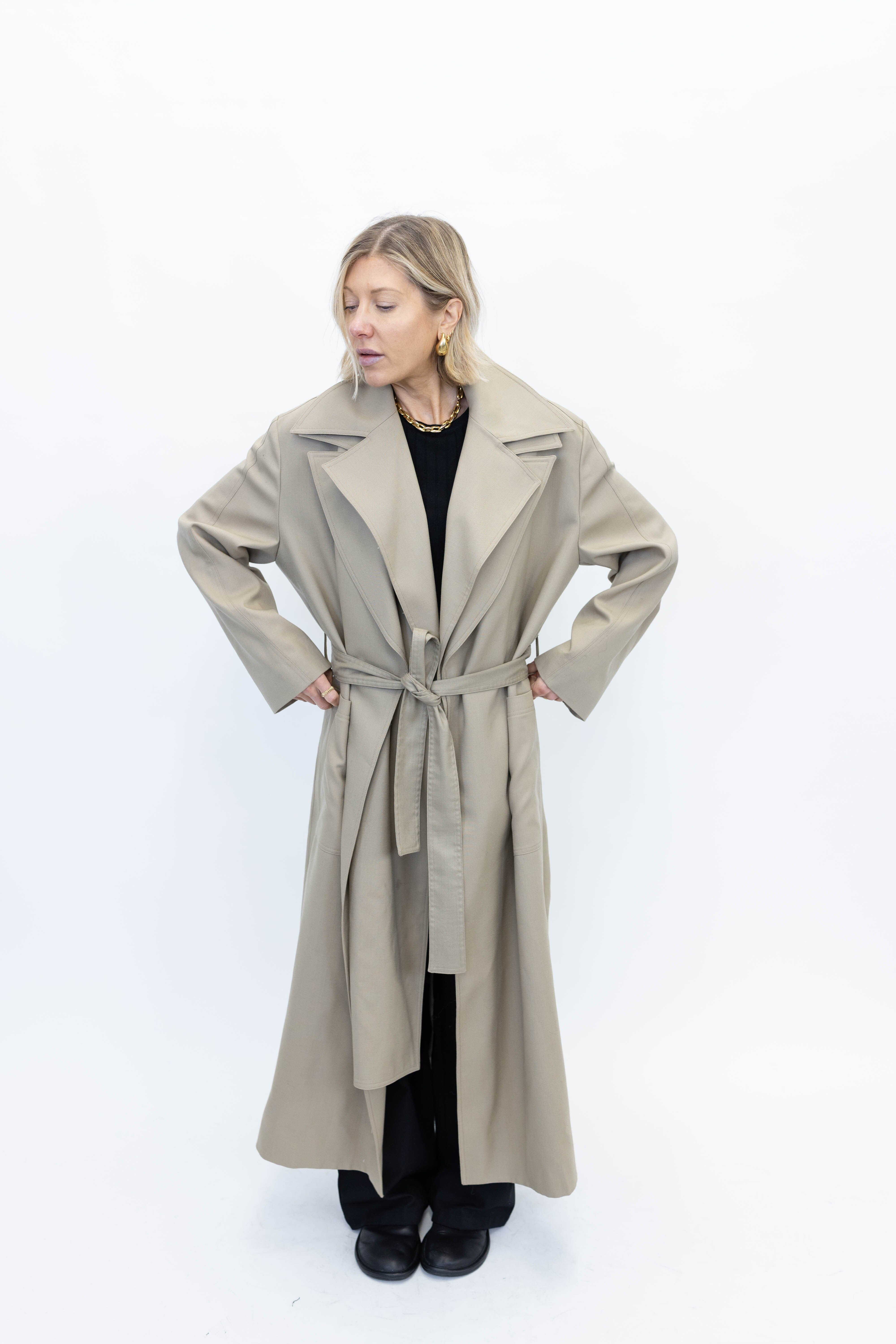 BELTED TRENCH COAT WITH DOUBLE COLLAR COAT ROHE