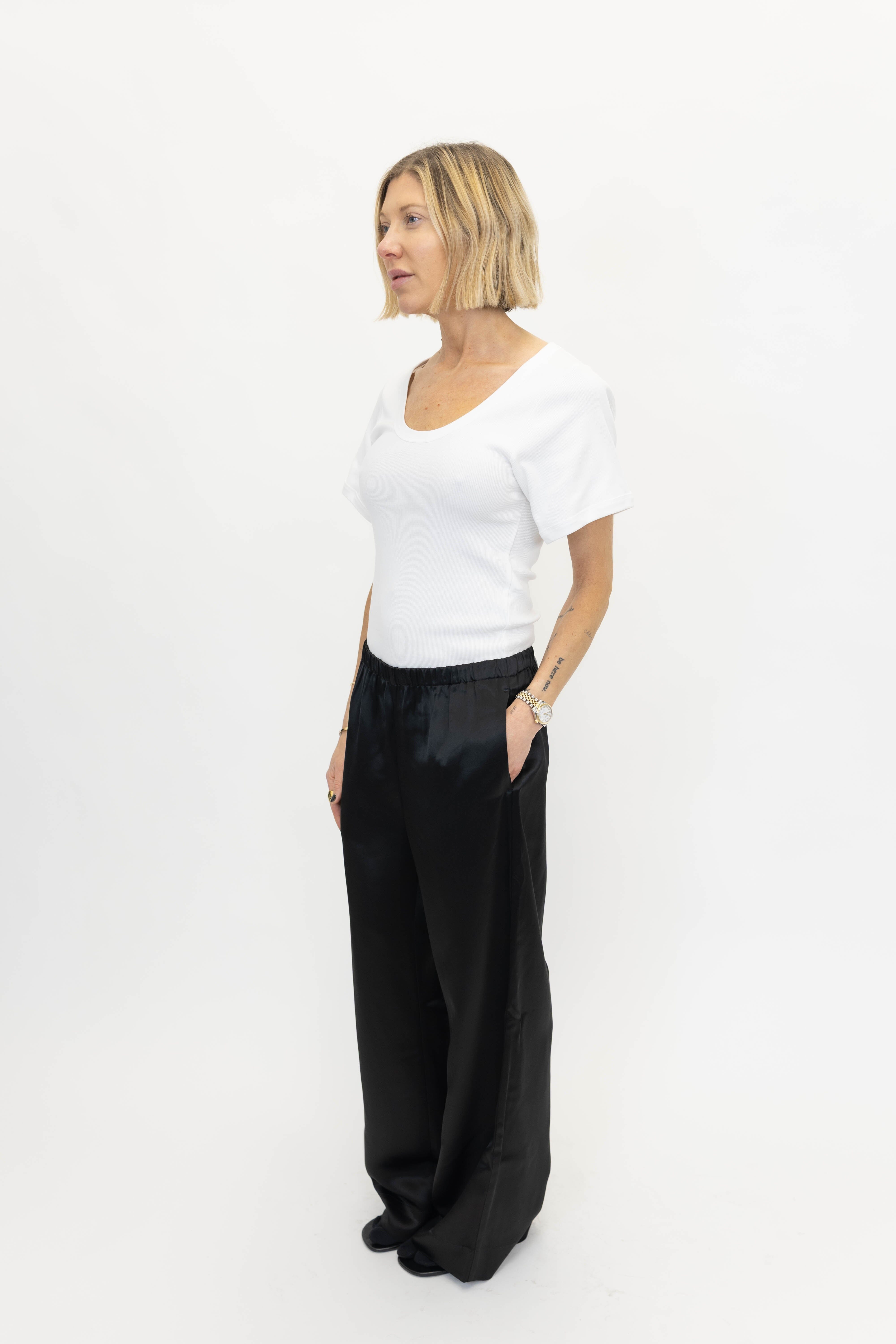 LUNAI T-SHIRT IN WHITE T-SHIRT BY MALENE BIRGER
