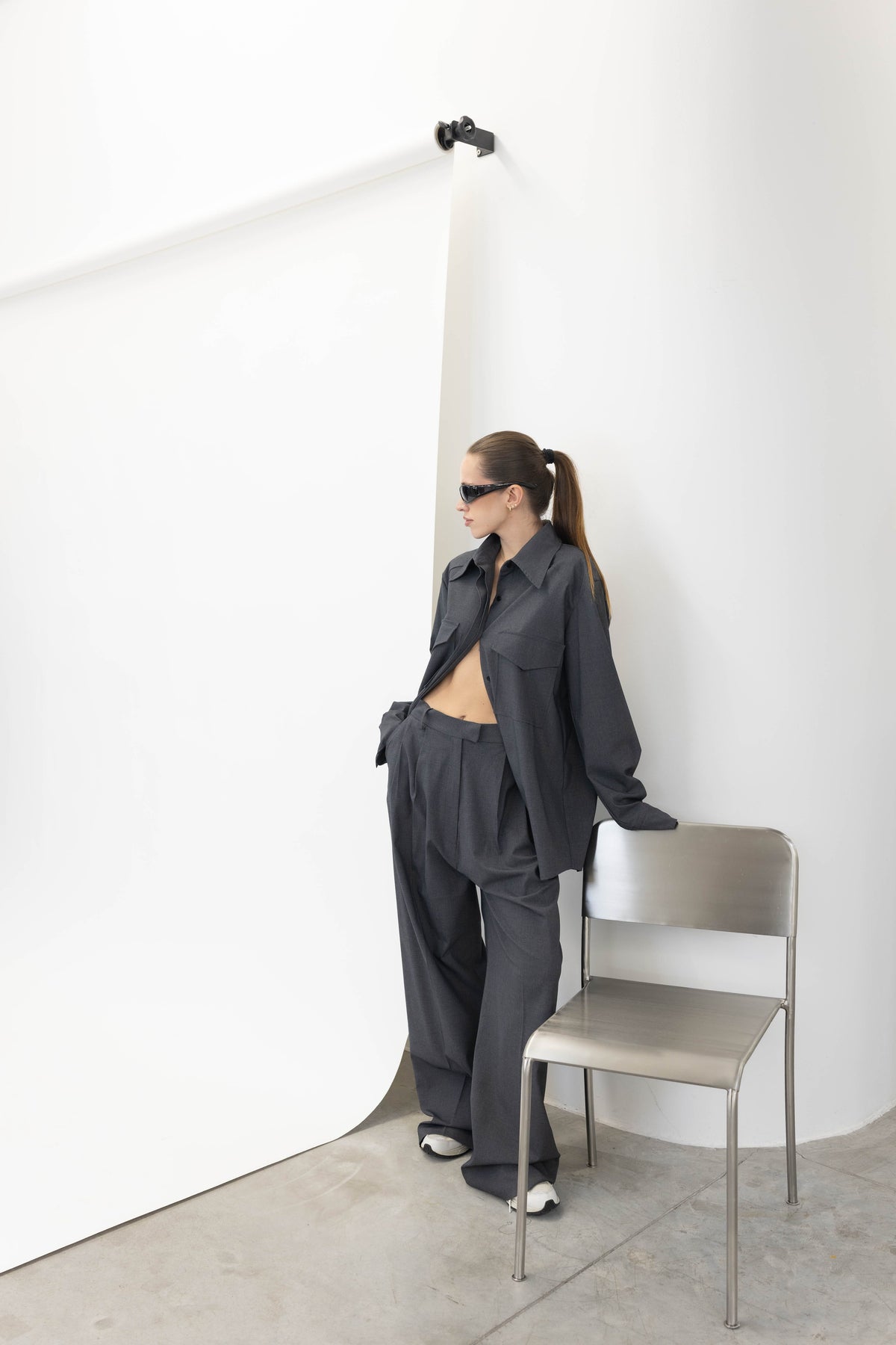 STUDIO CUT THE SHIRT IN GREY SHIRT STUDIO CUT