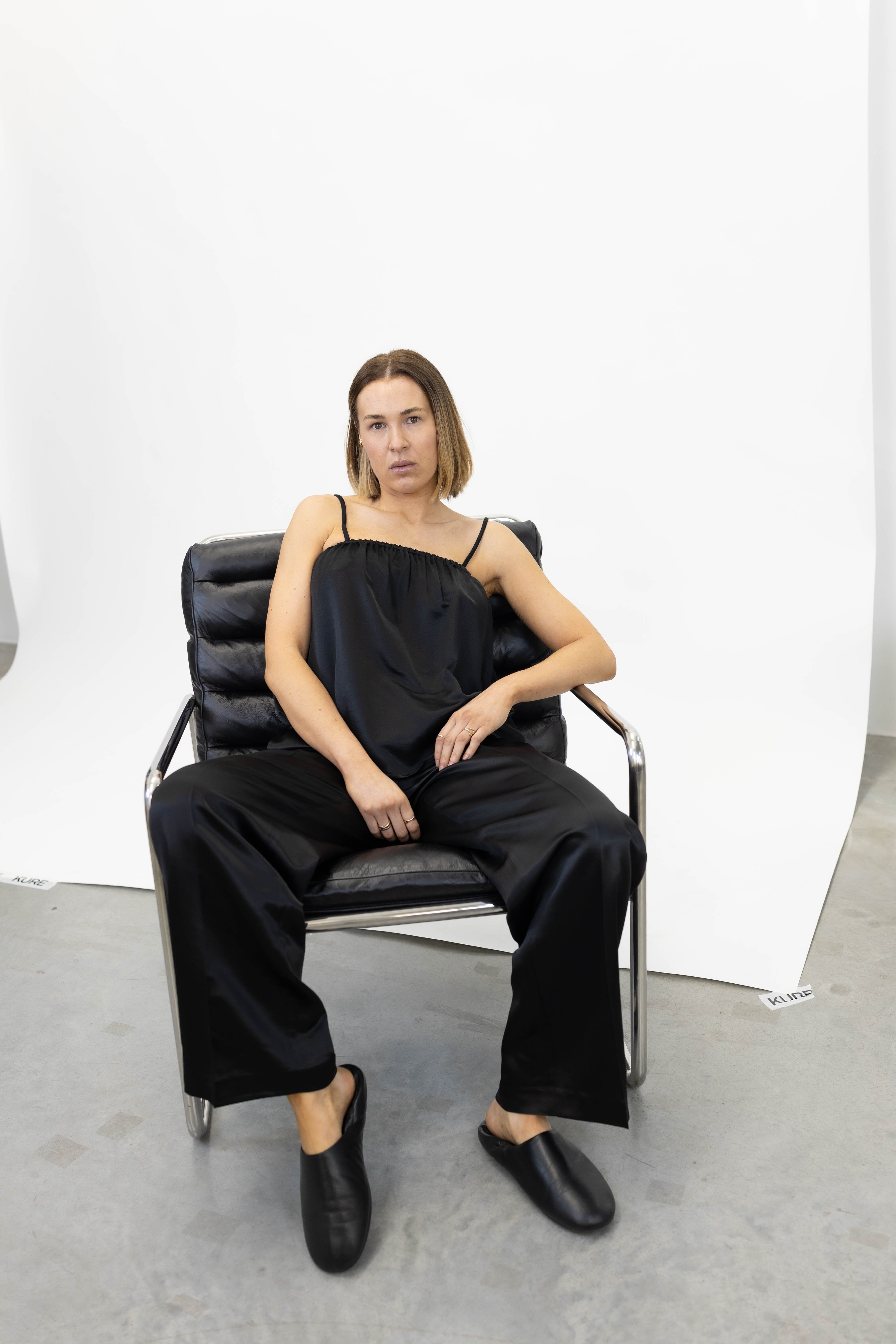 SILK PANTS IN BLACK PANTS SOFT GOAT