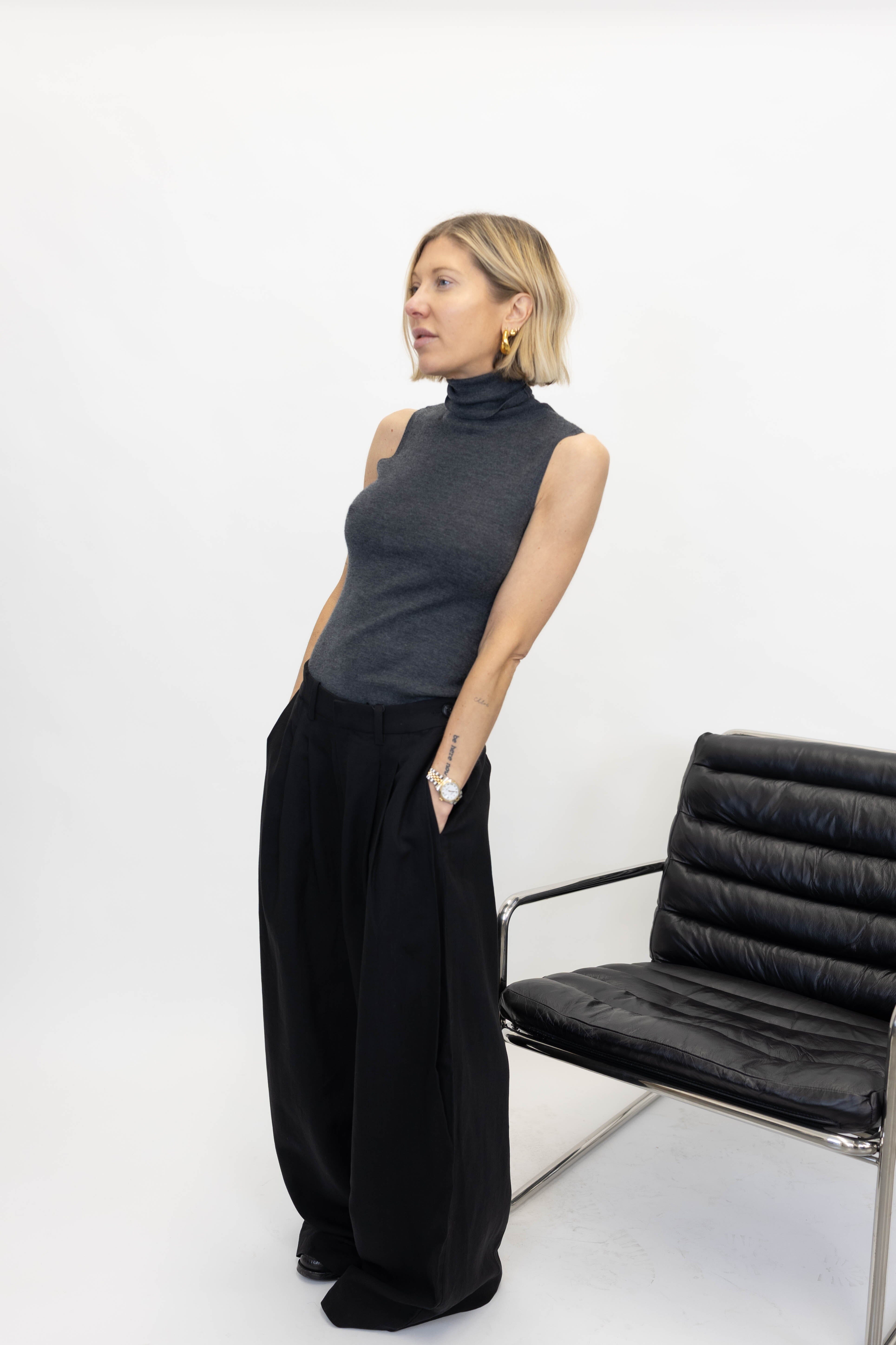 KAYLA SLEEVELESS KNIT IN CHARCOAL TOP KURE