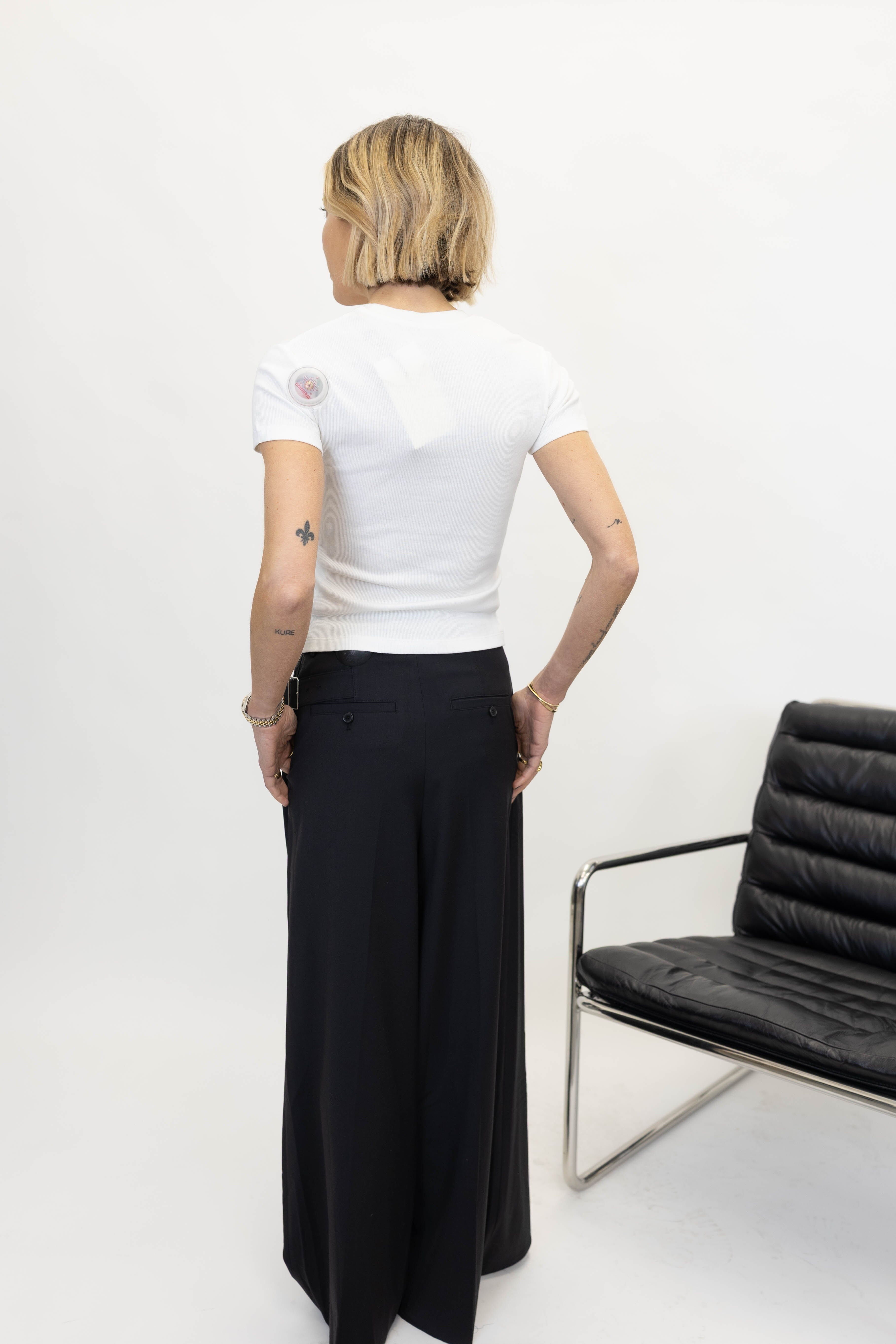 AXTON COTTON RIB CROPPED TEE IN OFF WHITE TEES NANUSHKA