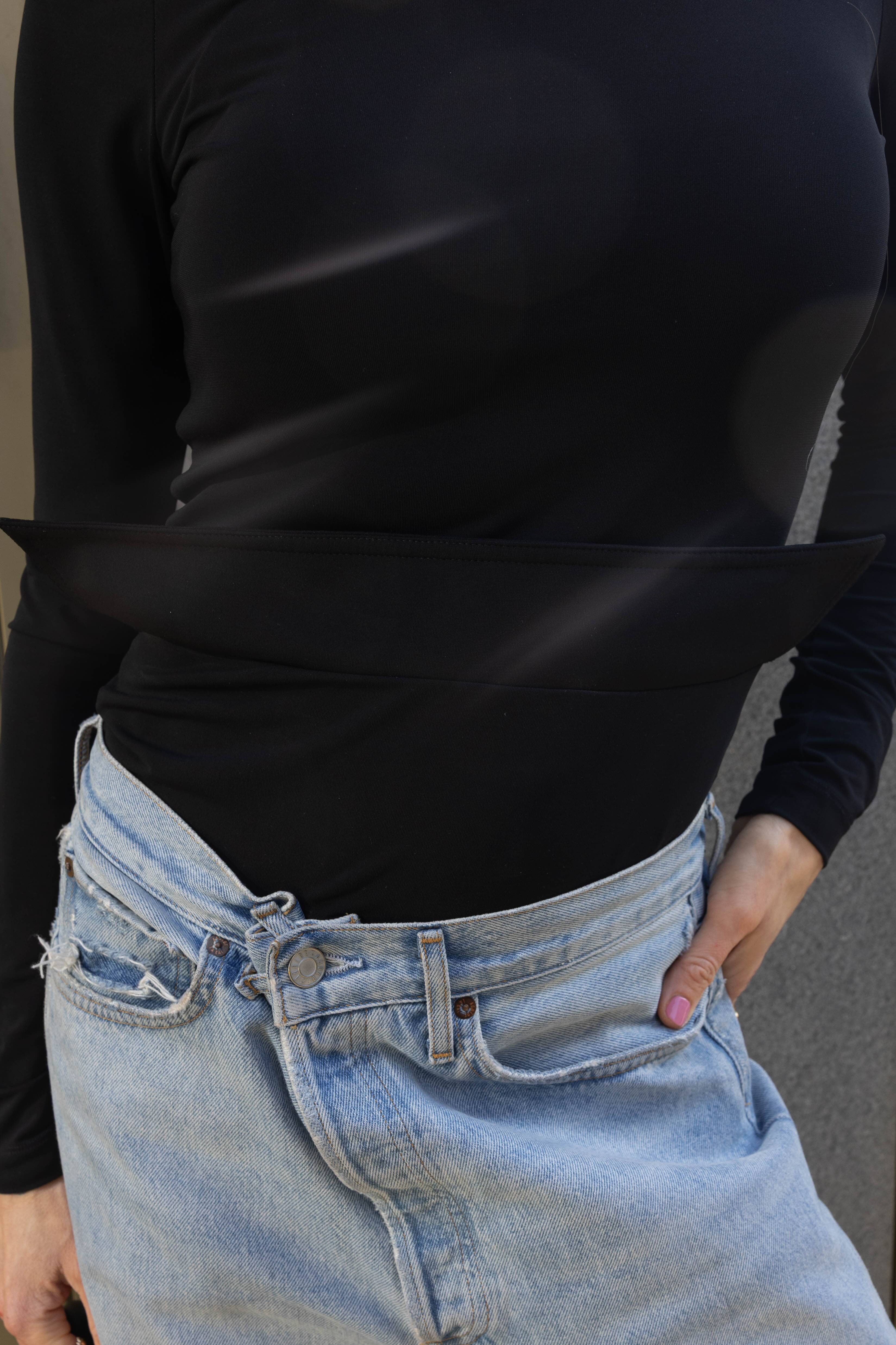RAVEEN FLUID JERSEY TOP IN BLACK TOP NANUSHKA