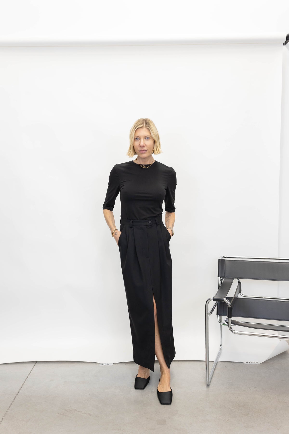 MAXI SKIRT IN BLACK SKIRT STUDIO CUT