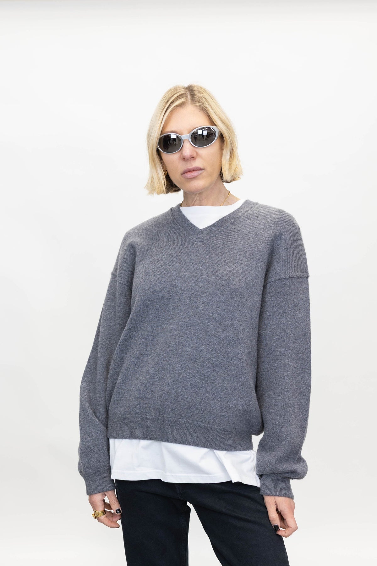 CYRILLA SWEATER IN GRAPHITE SWEATER LISA YANG
