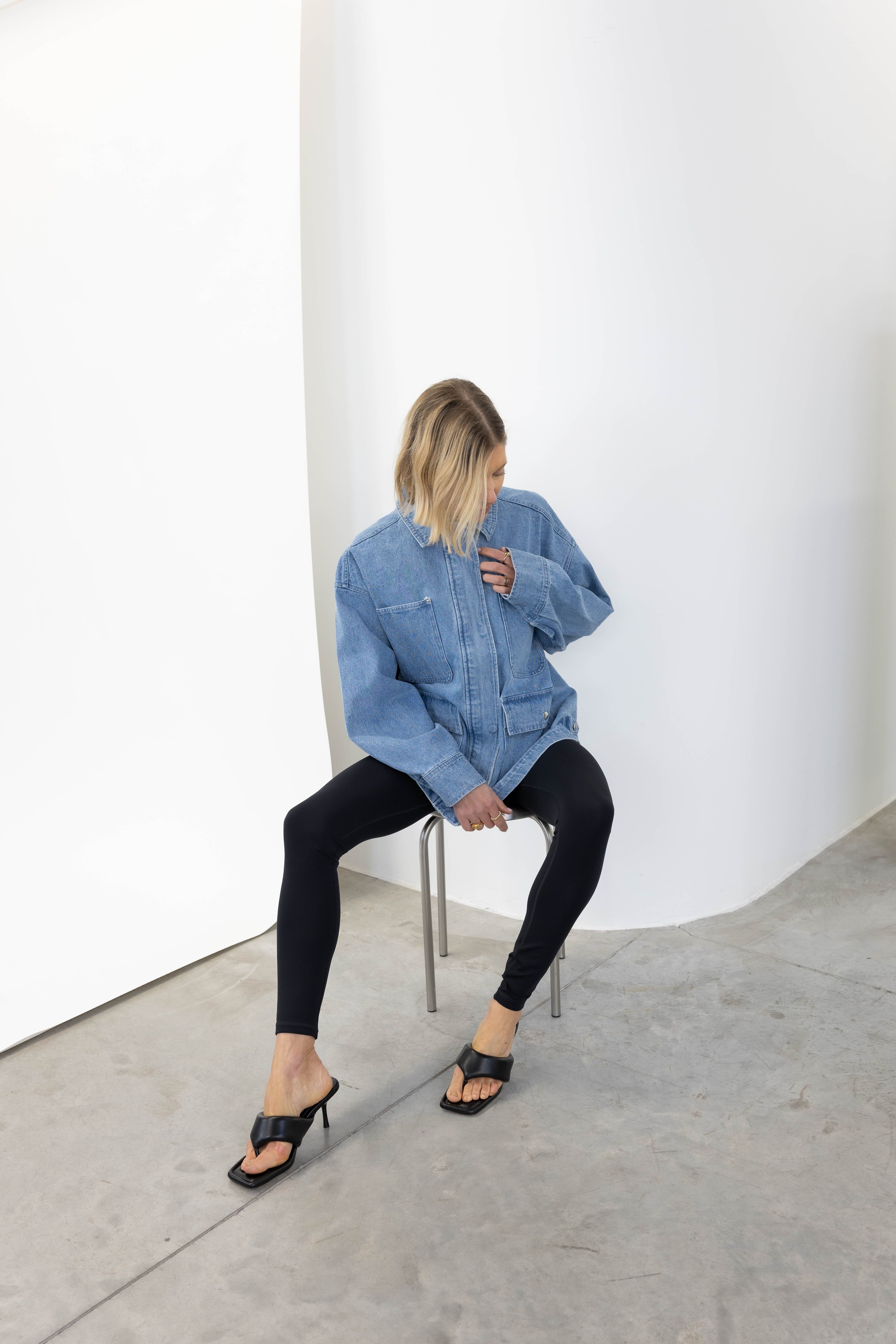 MERCER DENIM JACKET IN BLUE VINTAGE JACKET ONE&OTHER