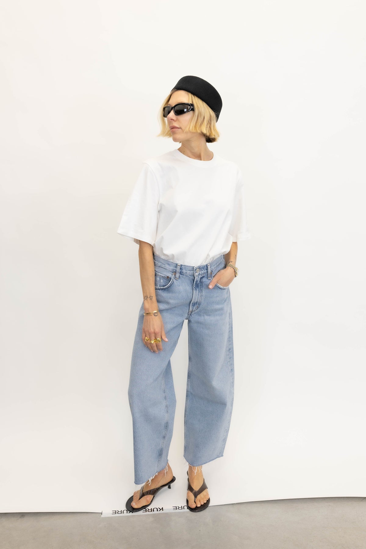 LOW CURVE FRAY IN FORCE JEANS AGOLDE