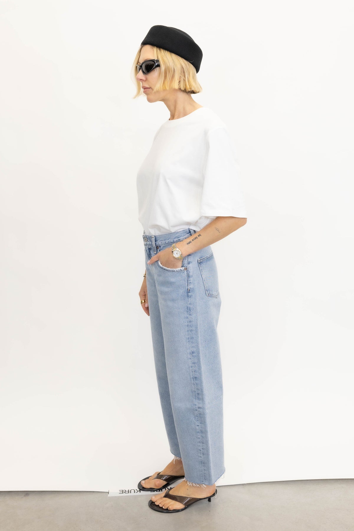 LOW CURVE FRAY IN FORCE JEANS AGOLDE