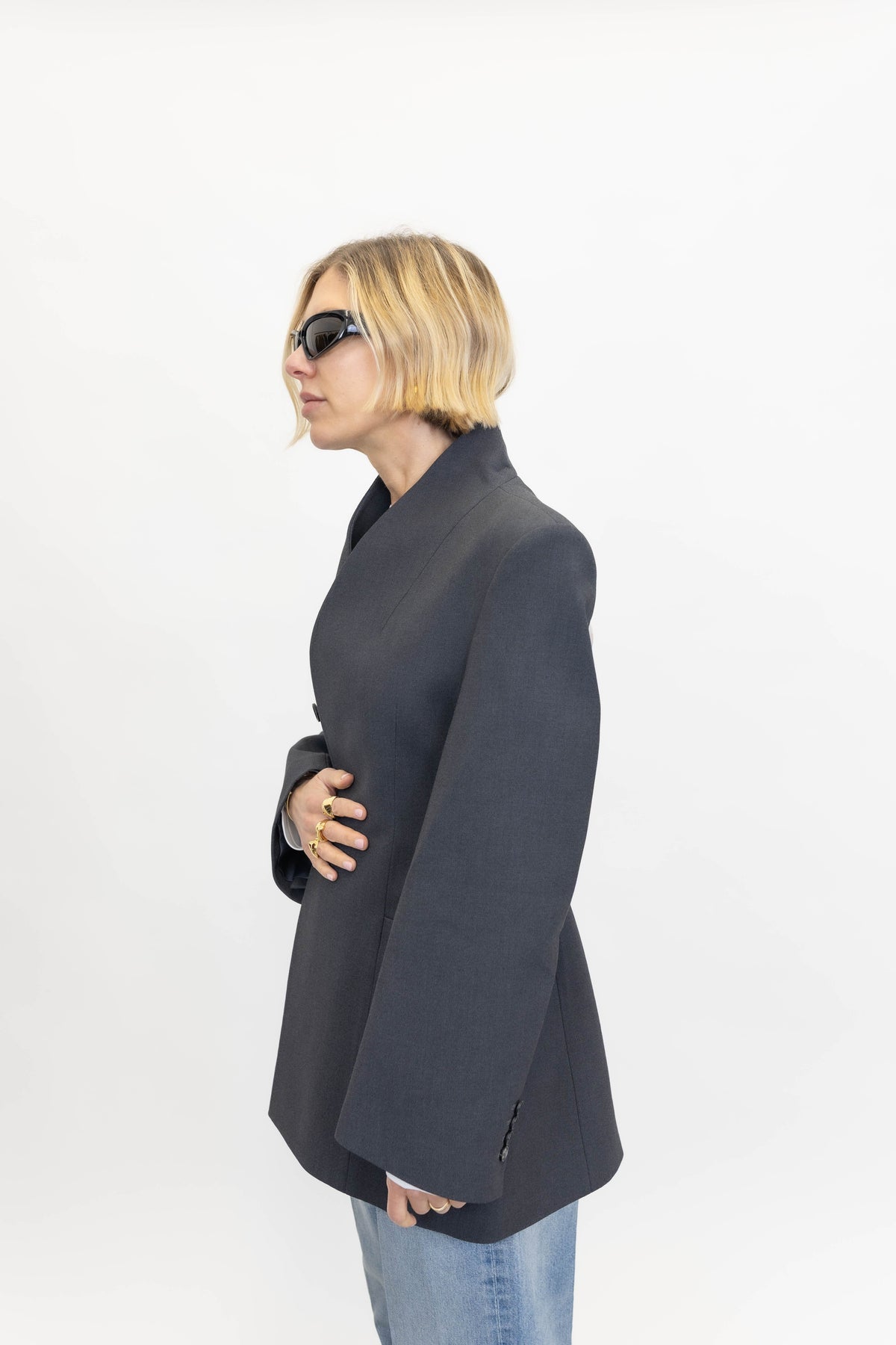 SCULPTED BLAZER IN DARK GREY BLAZER LA PISCINE