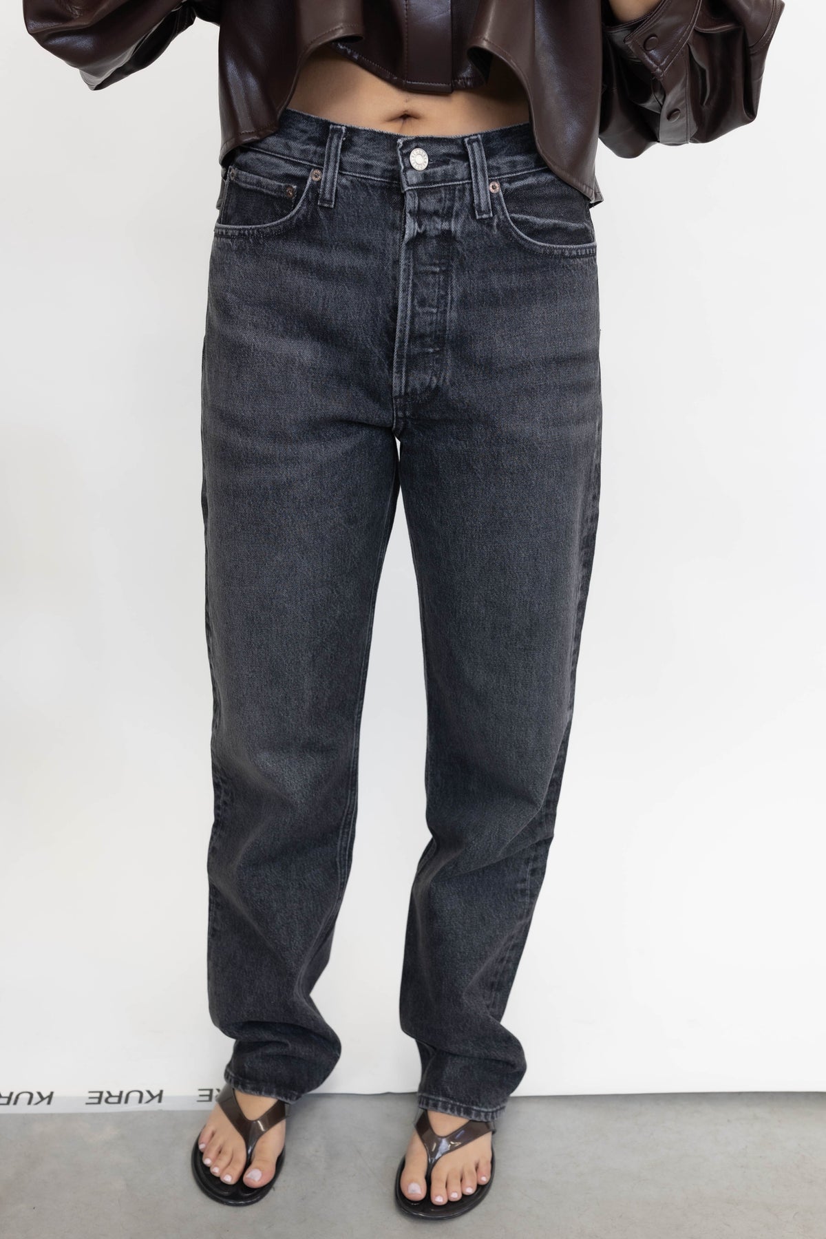 KELLY STRAIGHT JEAN IN ECLIPSE JEANS AGOLDE