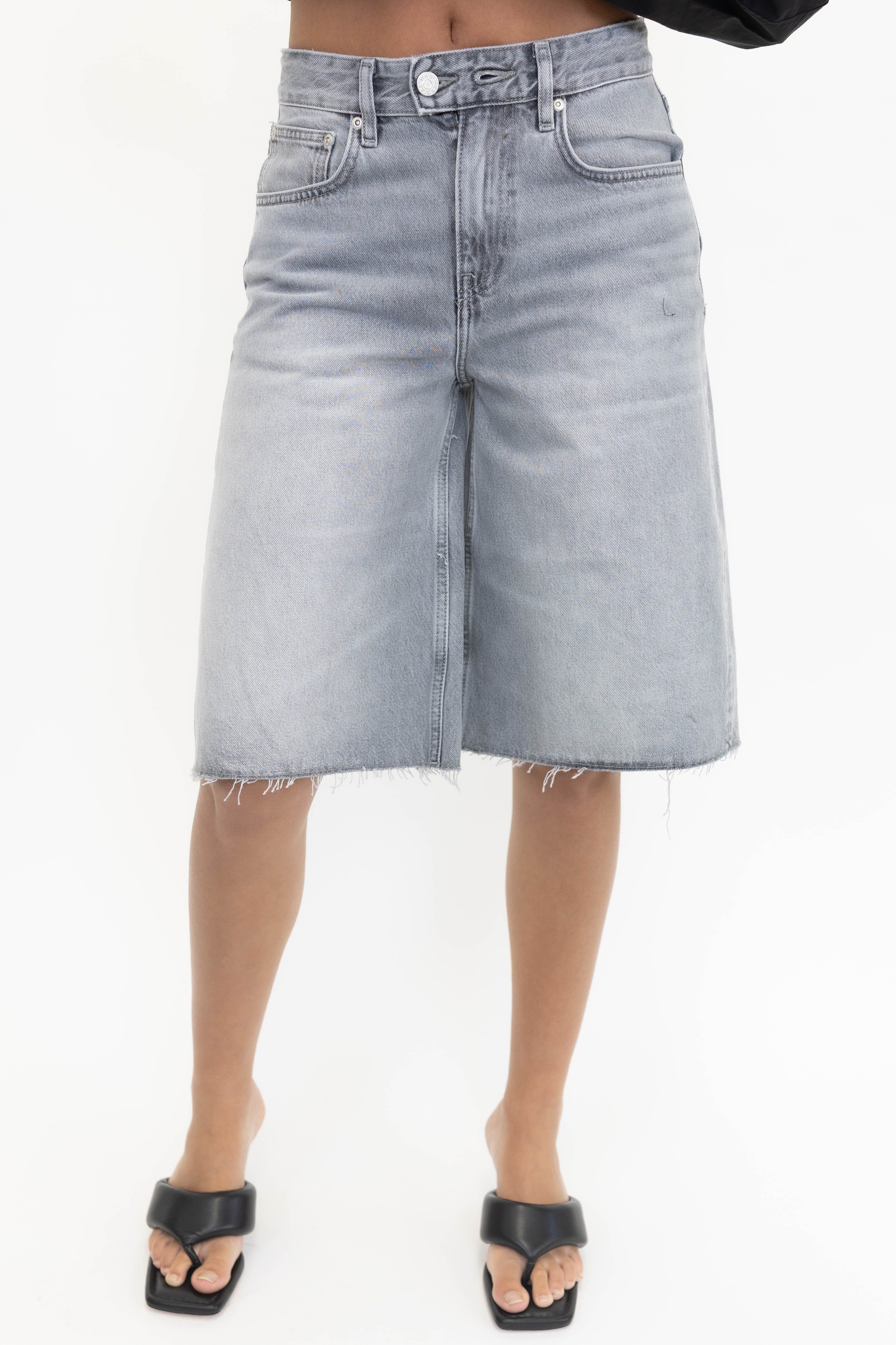 MIKA DENIM SHORT IN BRIGHT BLACK SHORT WON HUNDRED