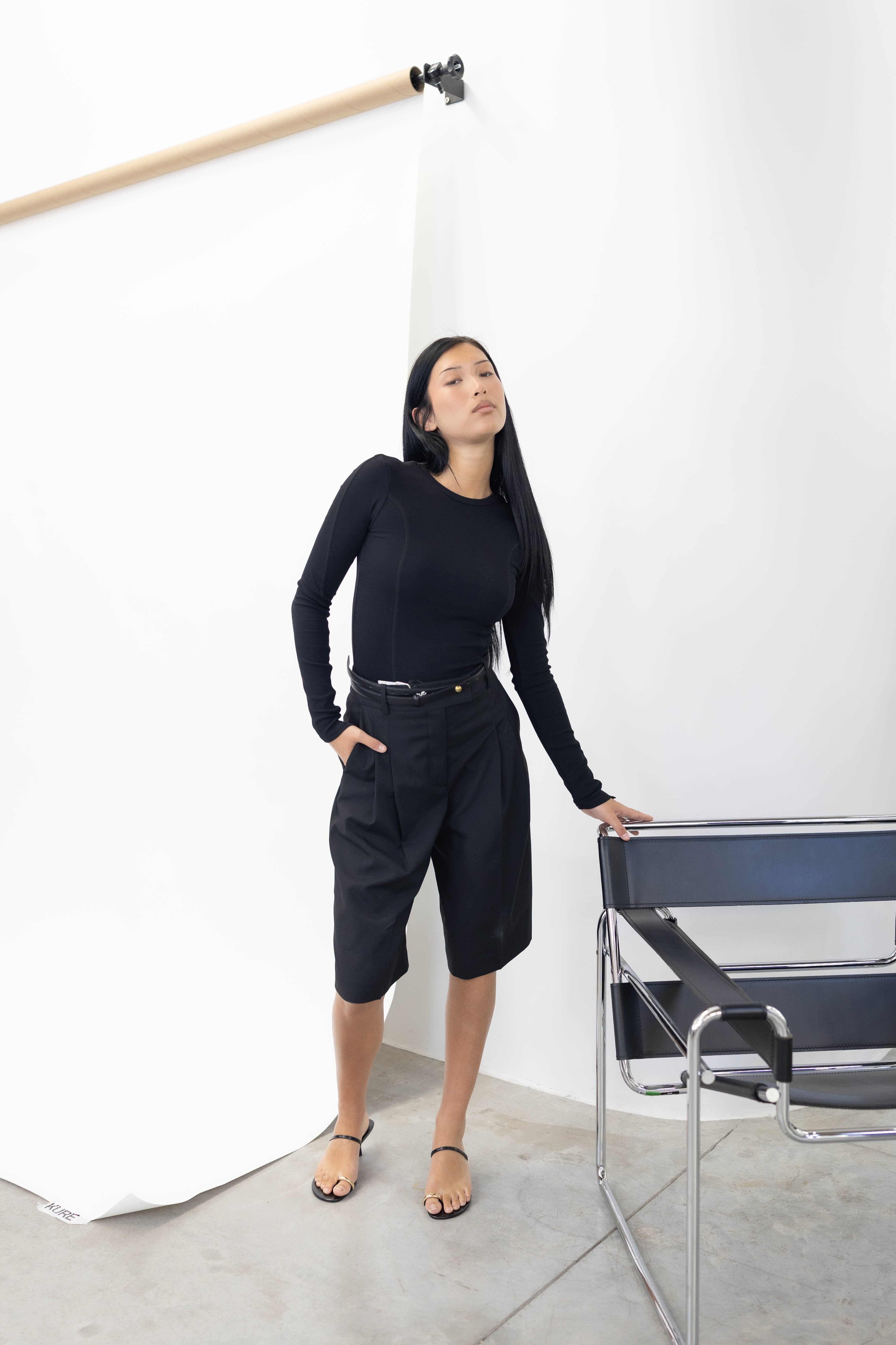 IRINE LS TOP IN BLACK TOP WON HUNDRED
