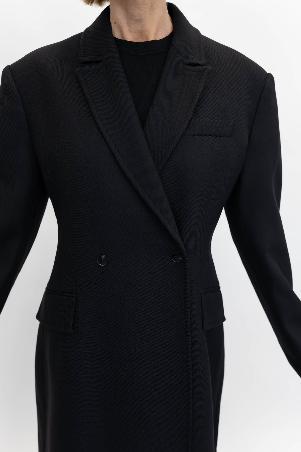 ULTRA DE LUXE FITTED COAT IN BLACK COAT HERSKIND