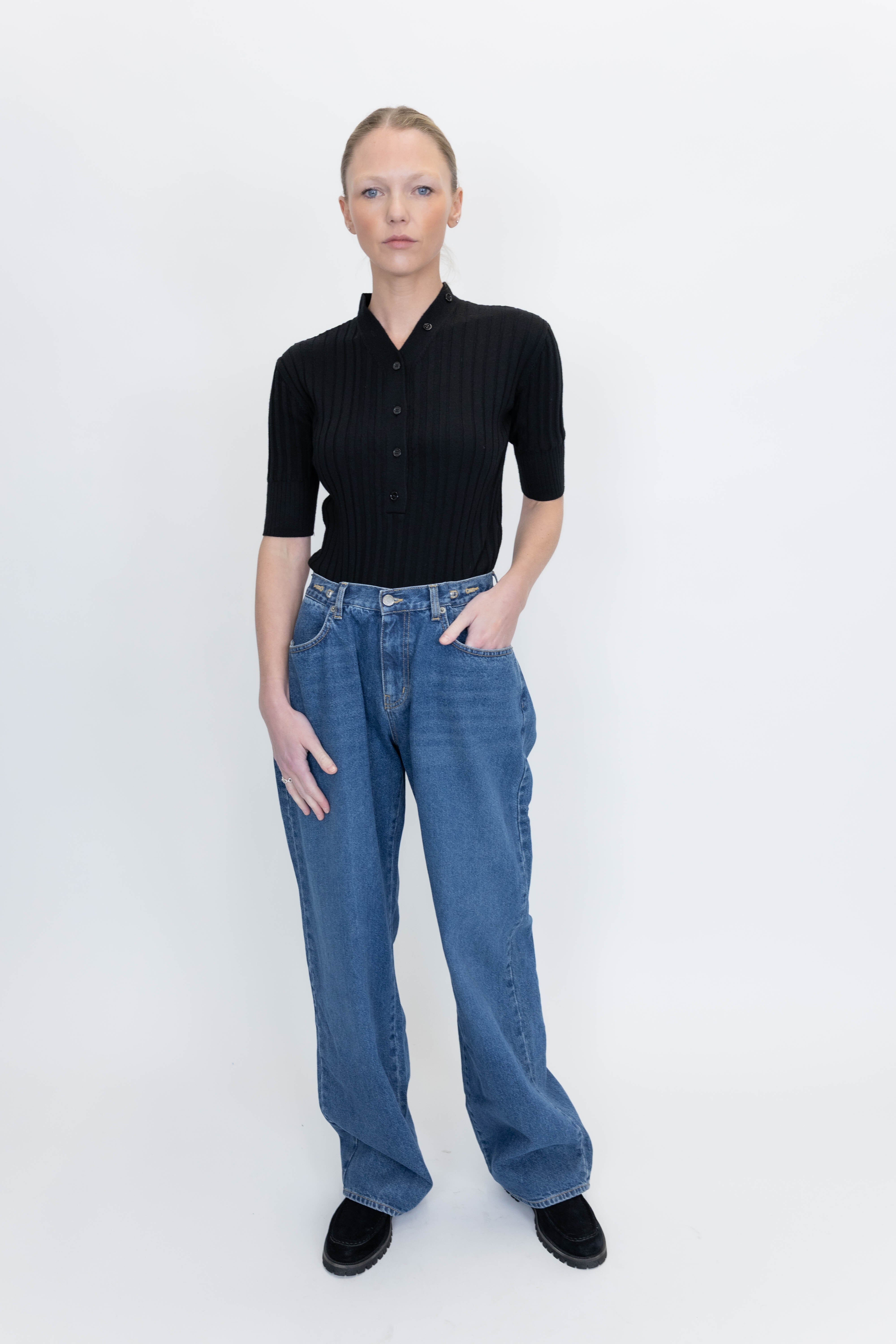 LUNEA PULLOVER IN BLACK PULLOVER IRO