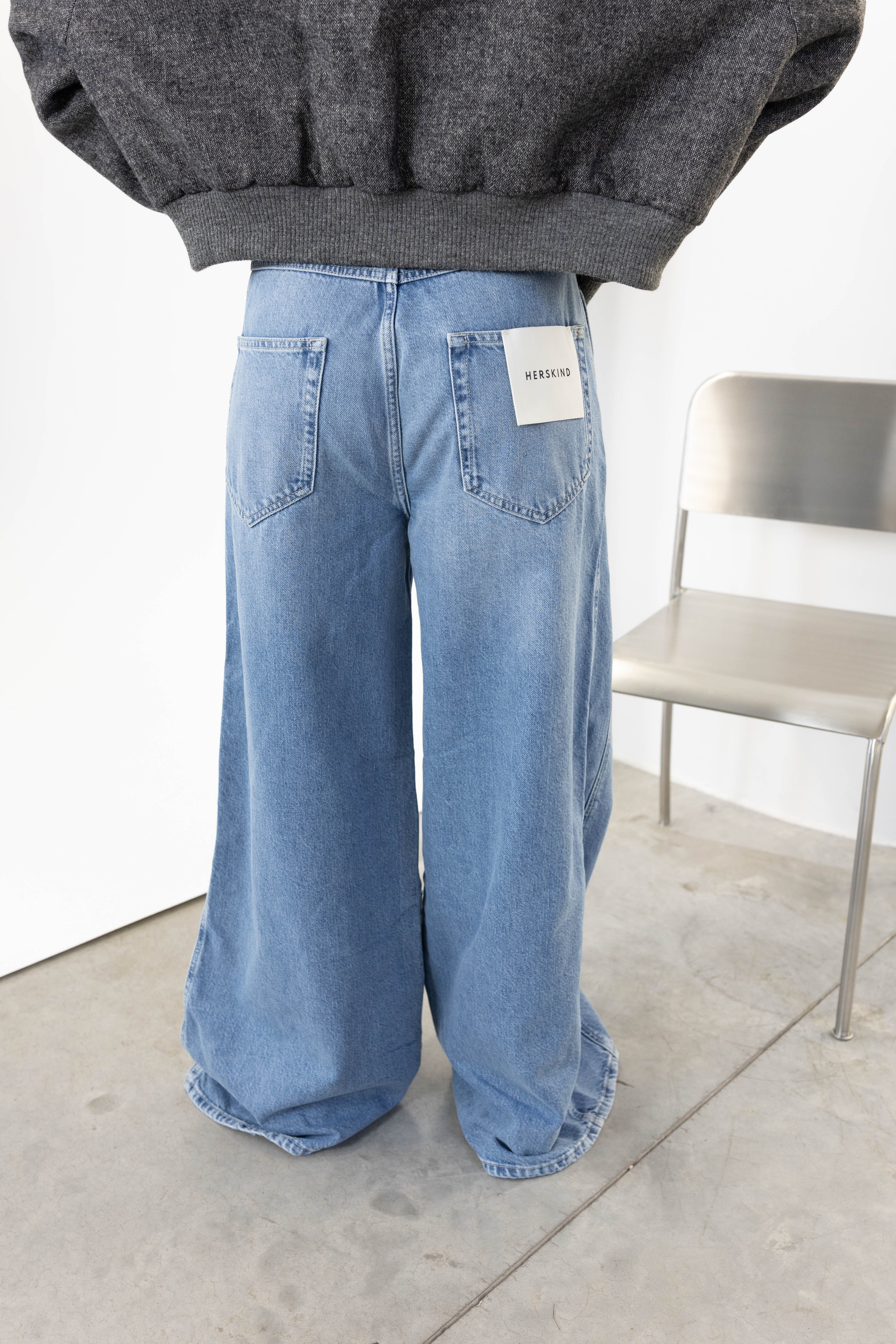 KATJA JEANS IN INDIGO JEANS HERSKIND