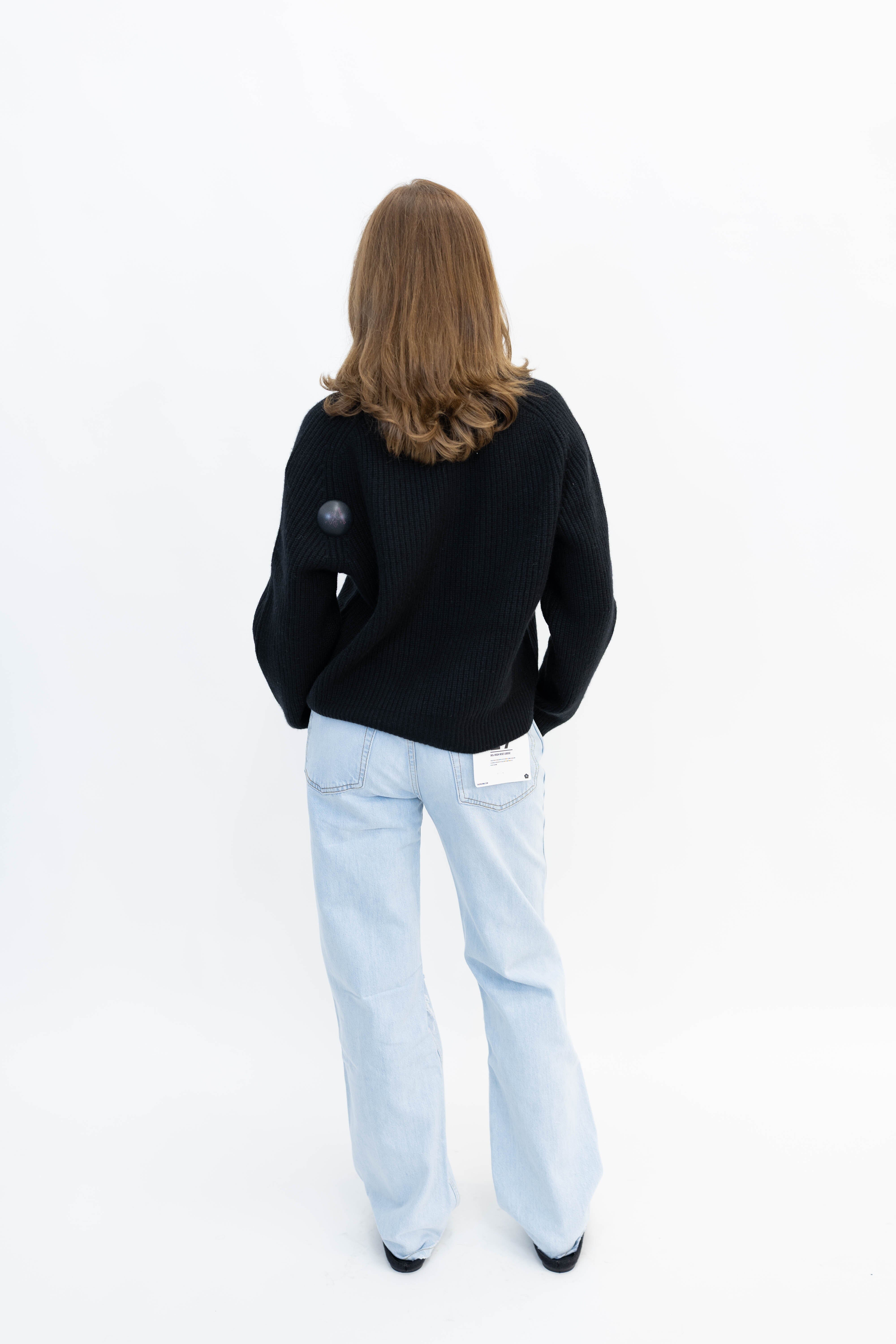 90’S HIGH RISE LOOSE IN BLEACH DESTROY JEANS REDONE