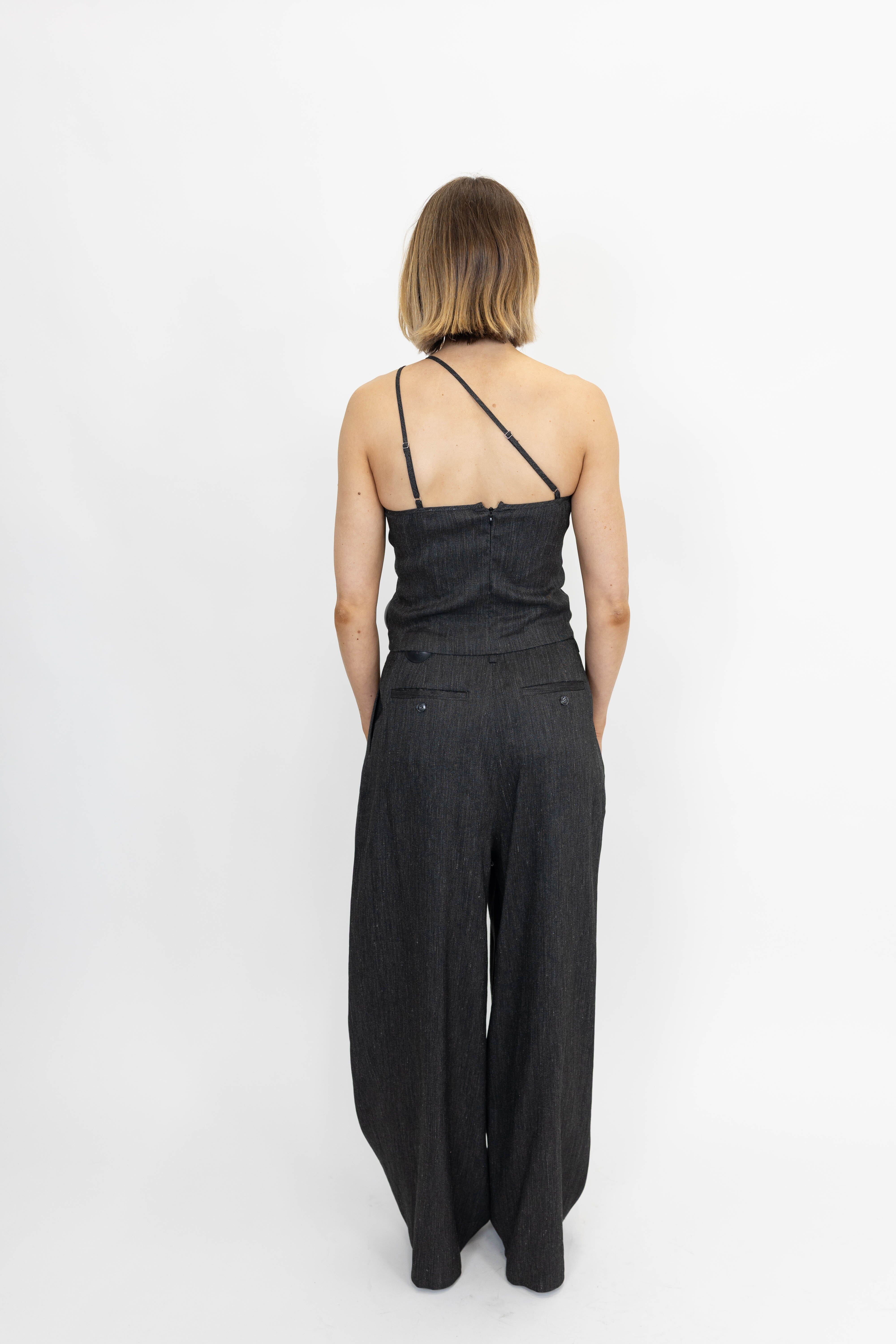 JESSICA TOP IN DARK GREY TOP HERSKIND