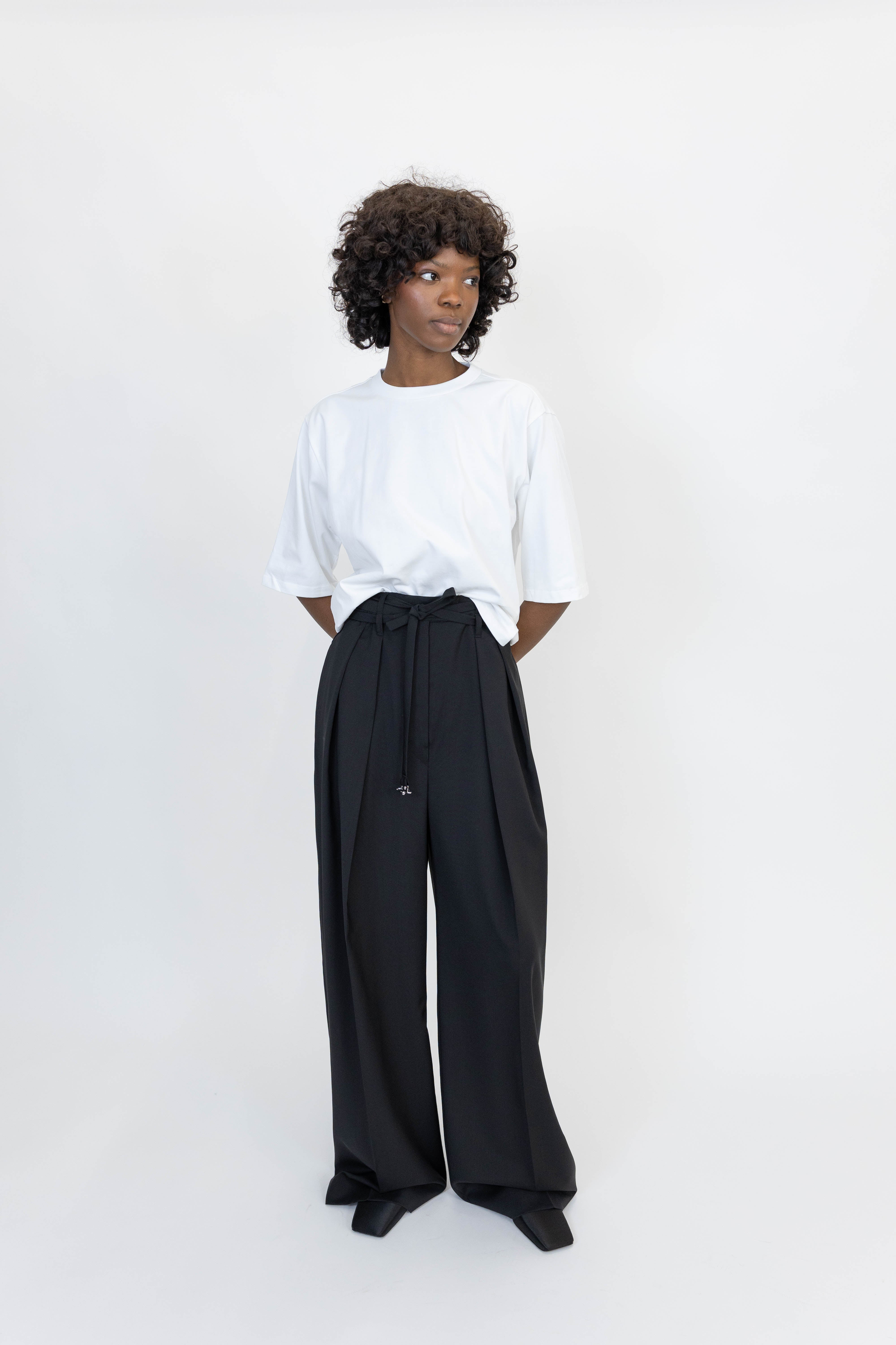 BAUTTA PANTS IN BLACK PANTS MAXMARA