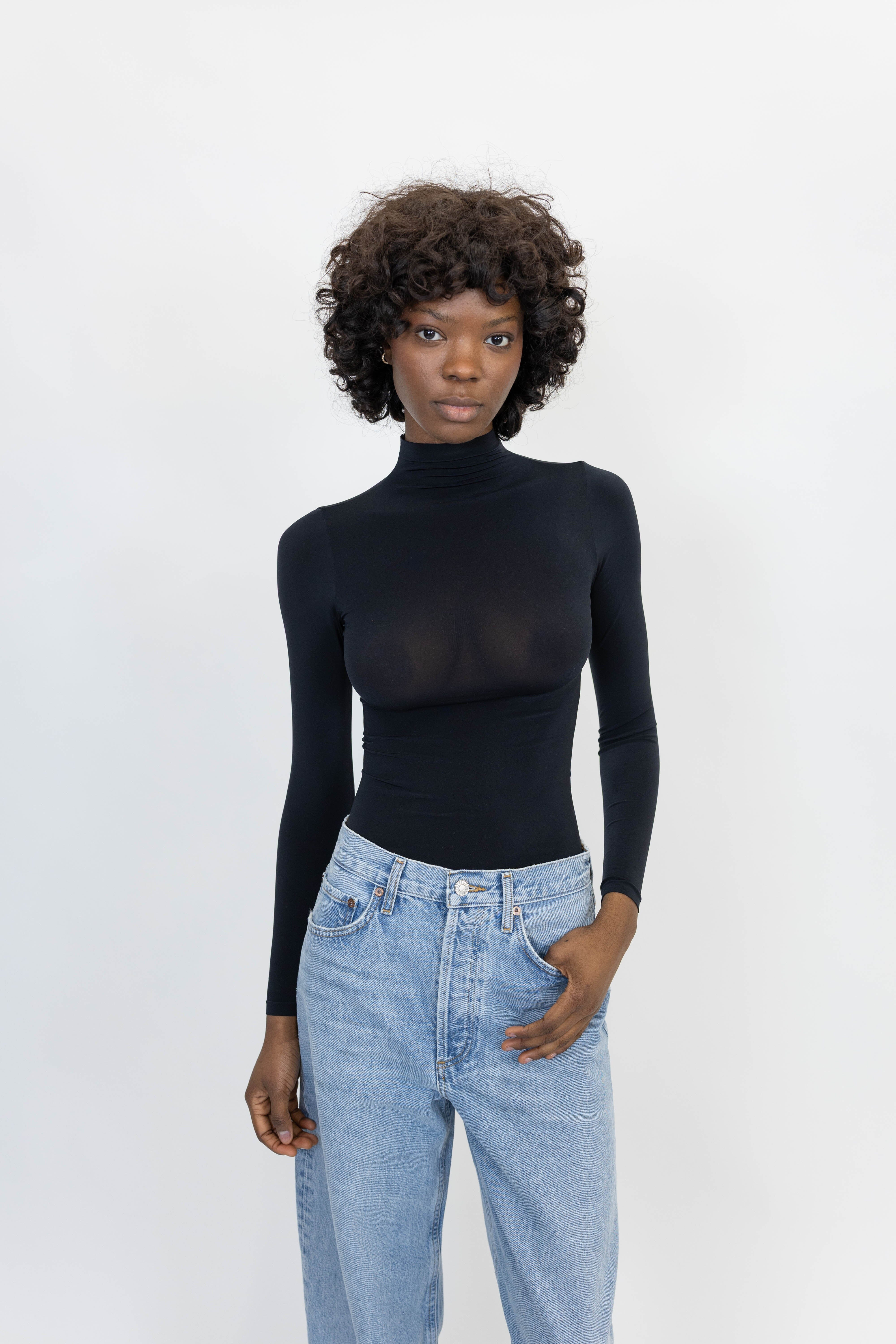 BUENOS AIRES LONG SLEEVE STRING BODY IN BLACK BODY WOLFORD